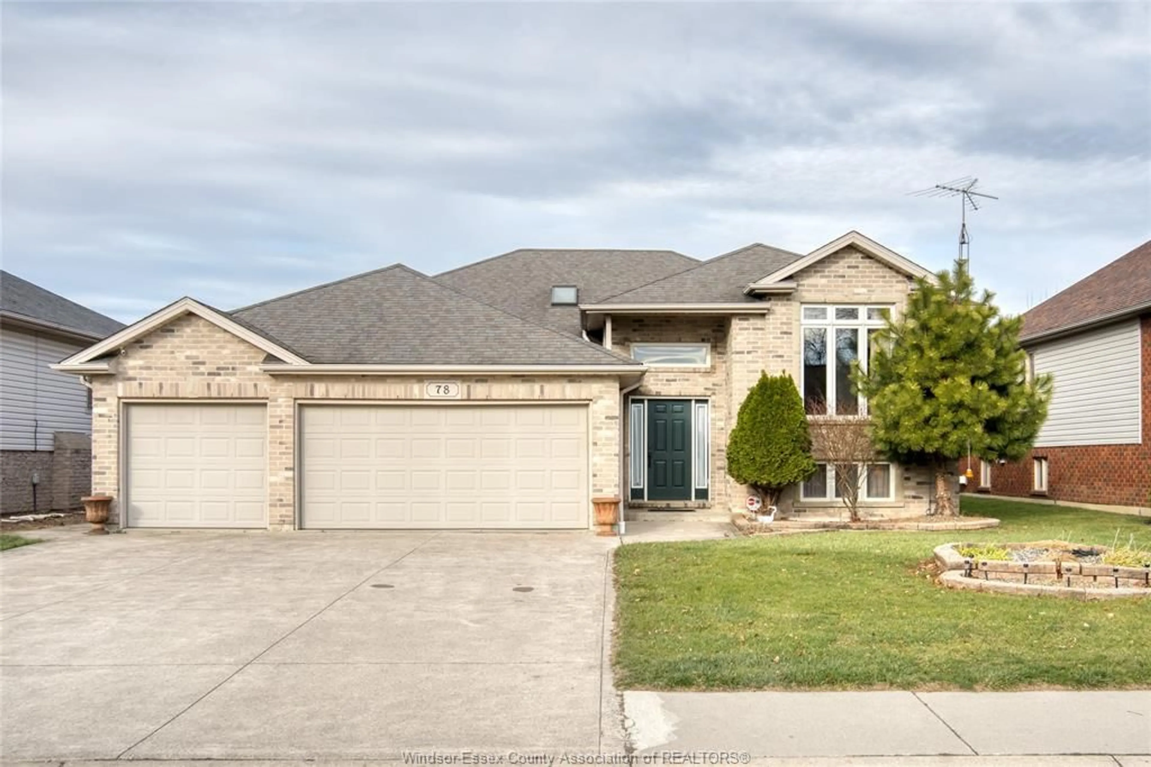 Home with brick exterior material, street for 78 WHELAN, Amherstburg Ontario N9V 4B6
