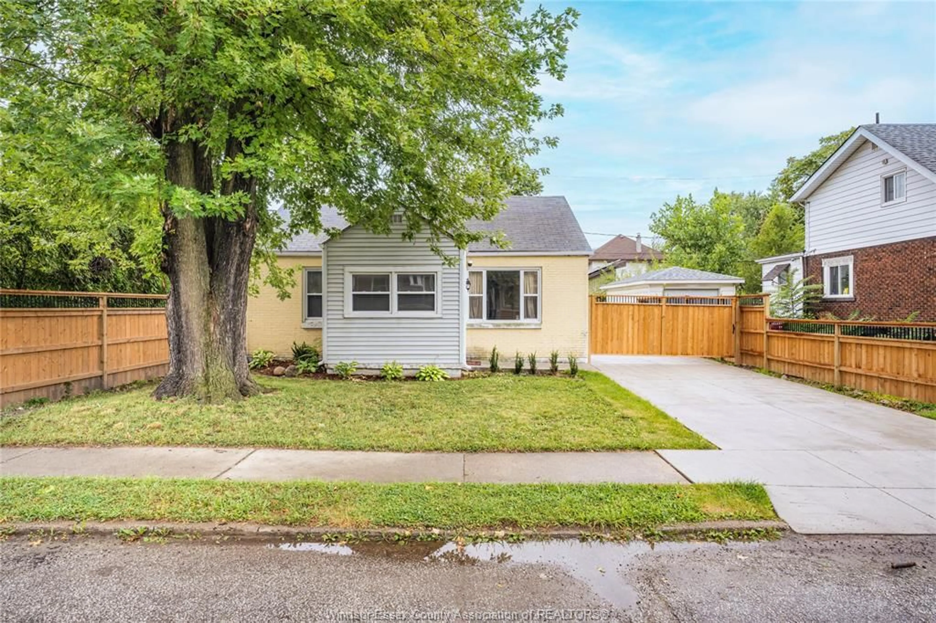 Unknown for 269 JOSEPHINE Ave, Windsor Ontario N9B 2K7