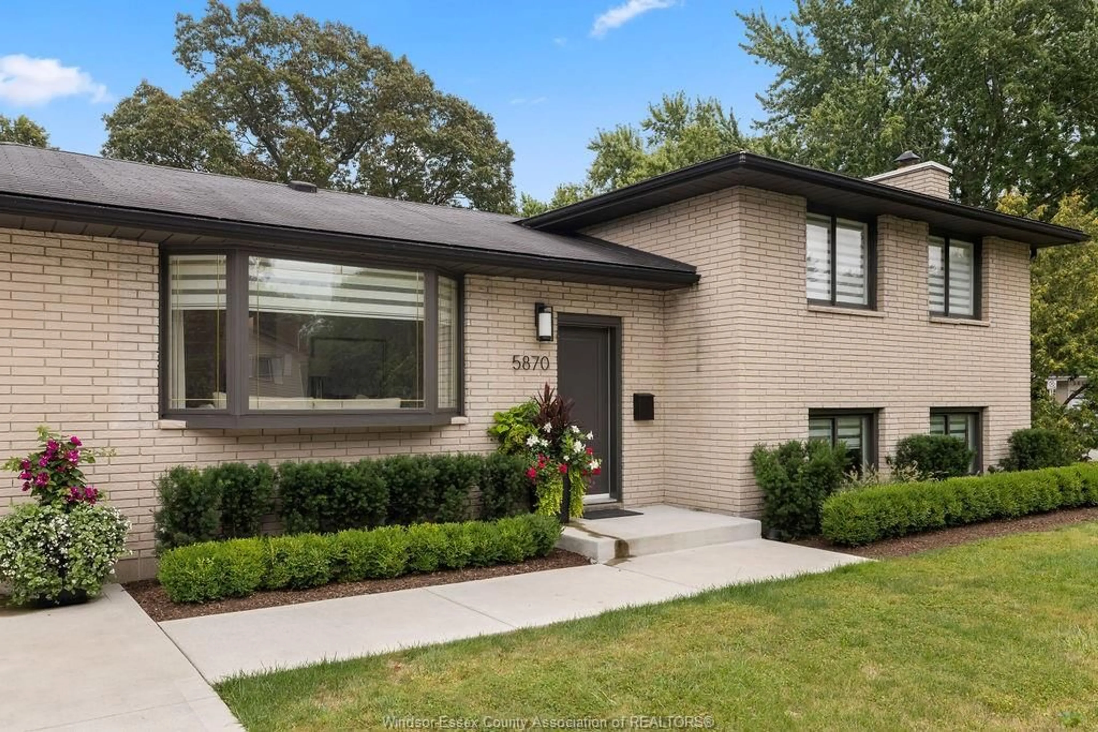 Home with brick exterior material, street for 5870 CANADA St, LaSalle Ontario N9H 1M3
