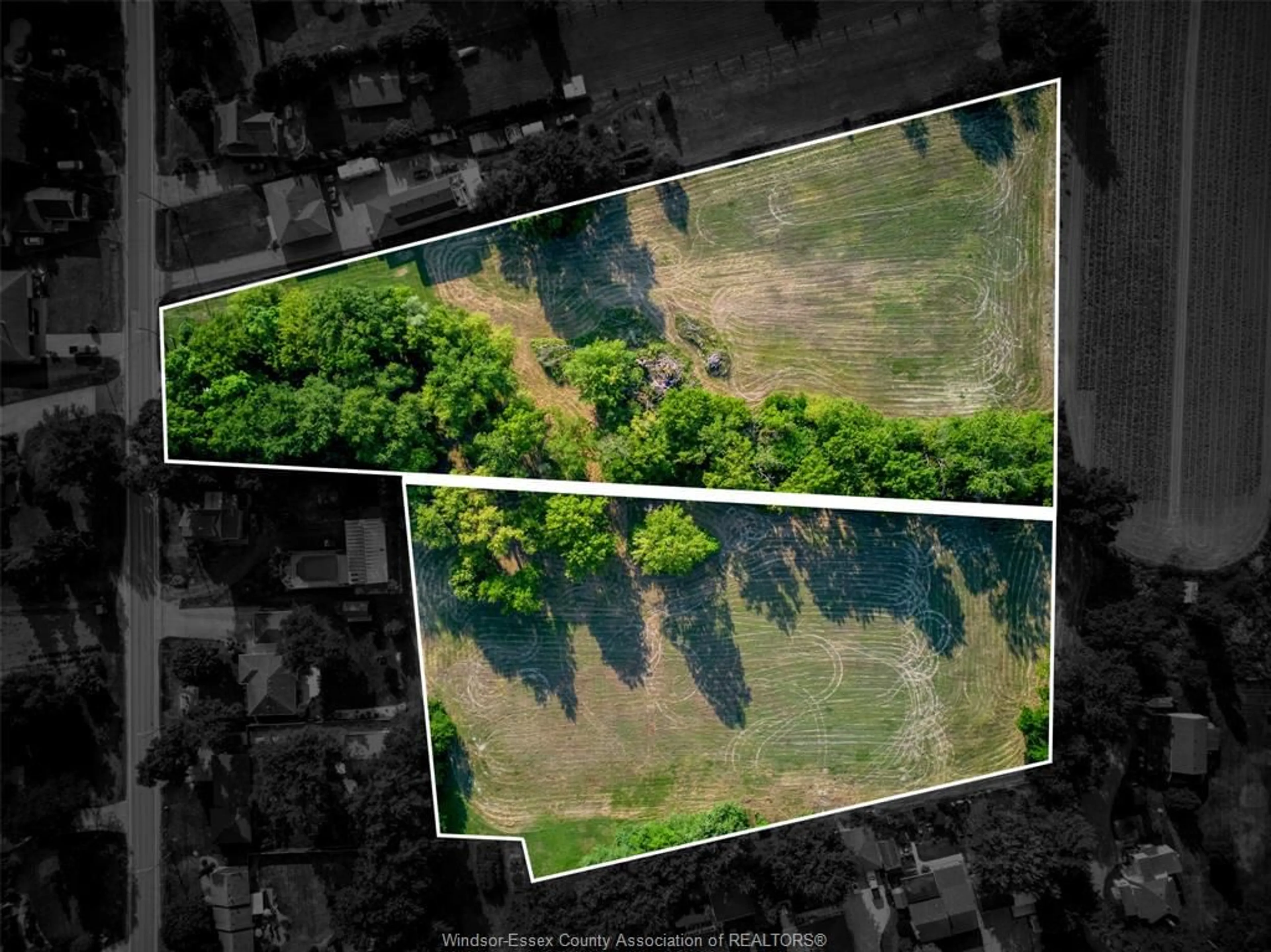 A pic from outside/outdoor area/front of a property/back of a property/a pic from drone, forest/trees view for 1097 MARTIN Lane, LaSalle Ontario N9J 2R2