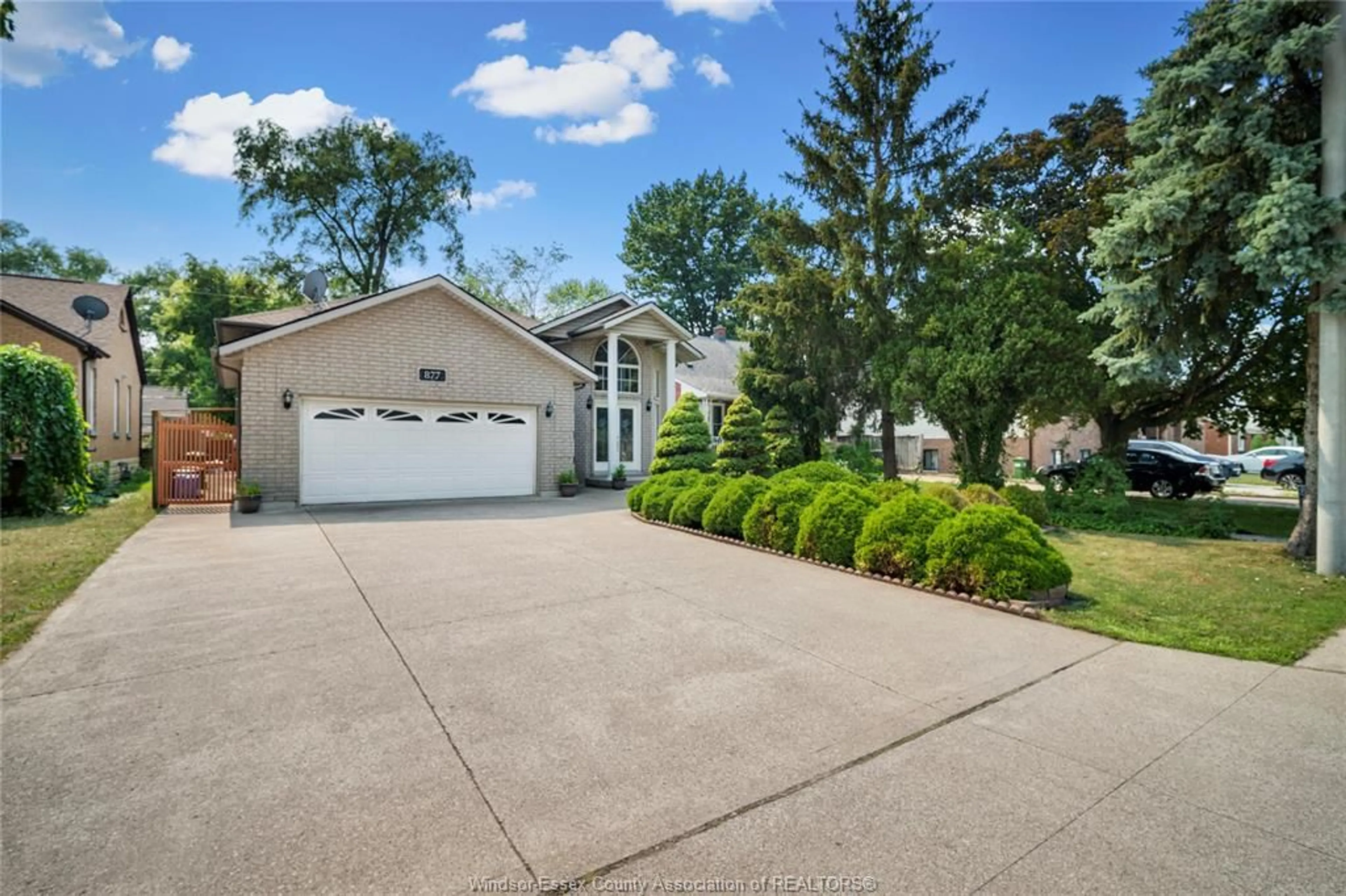Unknown for 877 LAUZON Rd, Windsor Ontario N8S 3M4