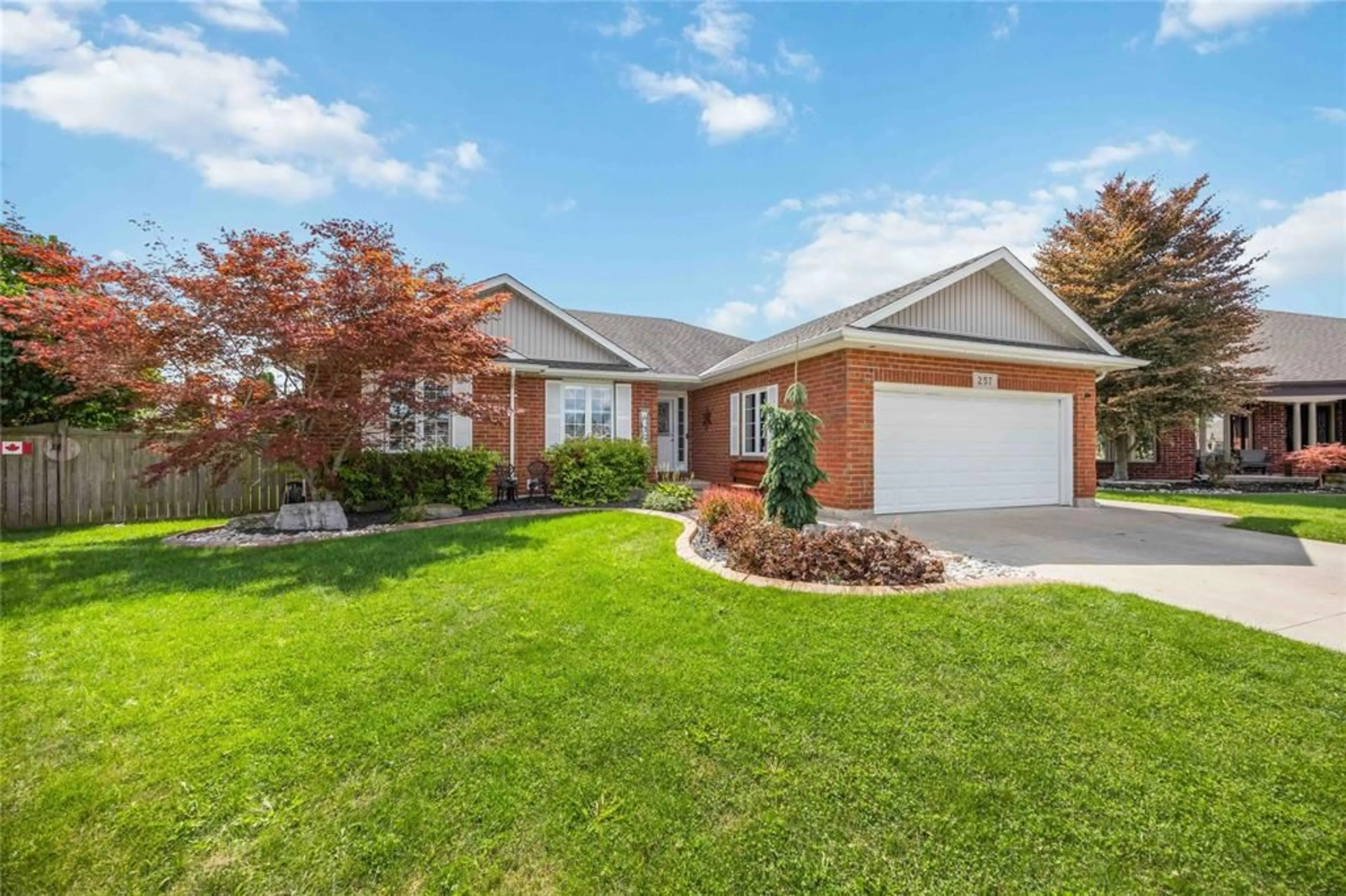 Home with brick exterior material, street for 257 Jockey Crt, St Clair Ontario N0N 1G0