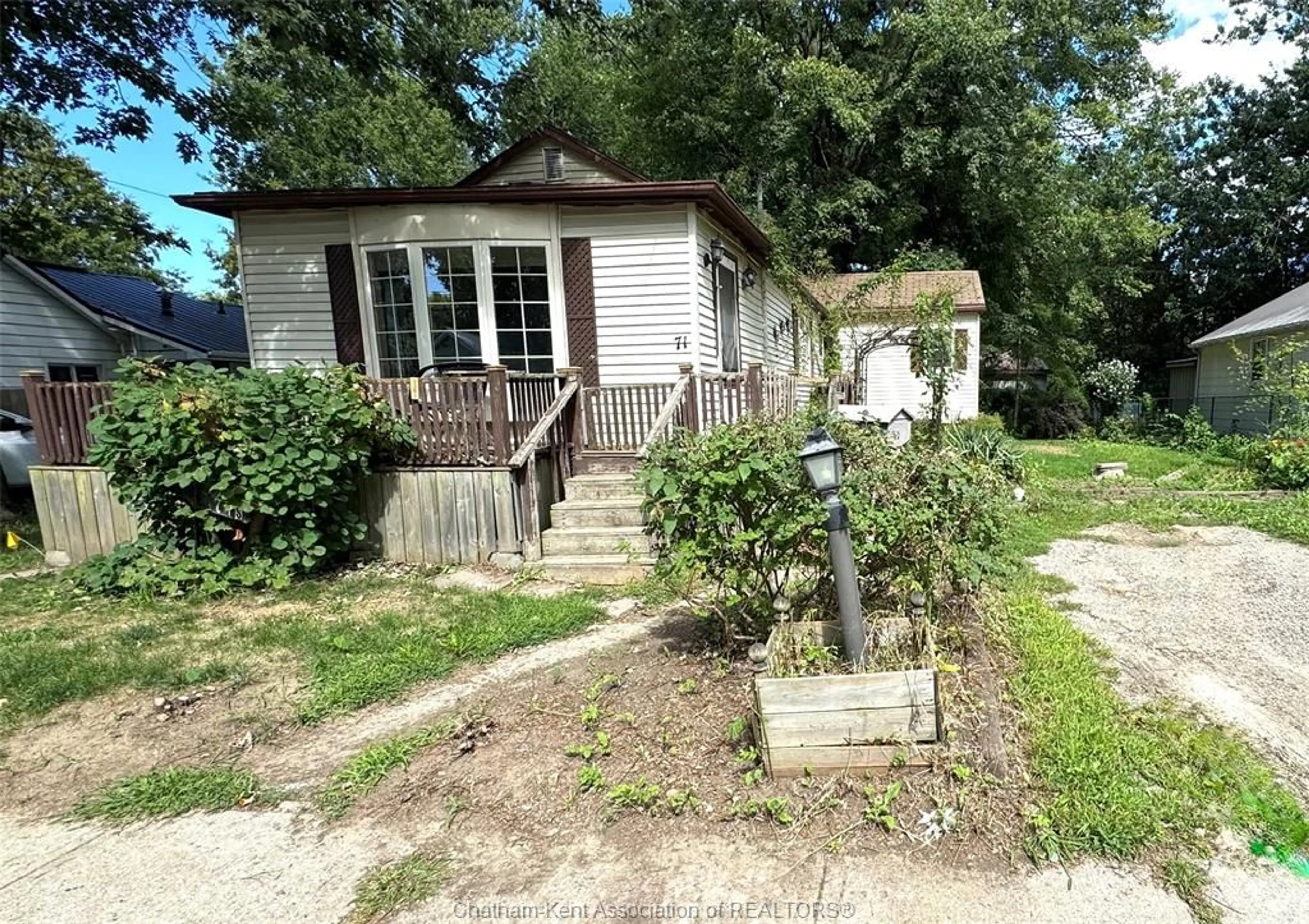 Shed for 71 Princess St, Chatham Ontario N7M 4M8