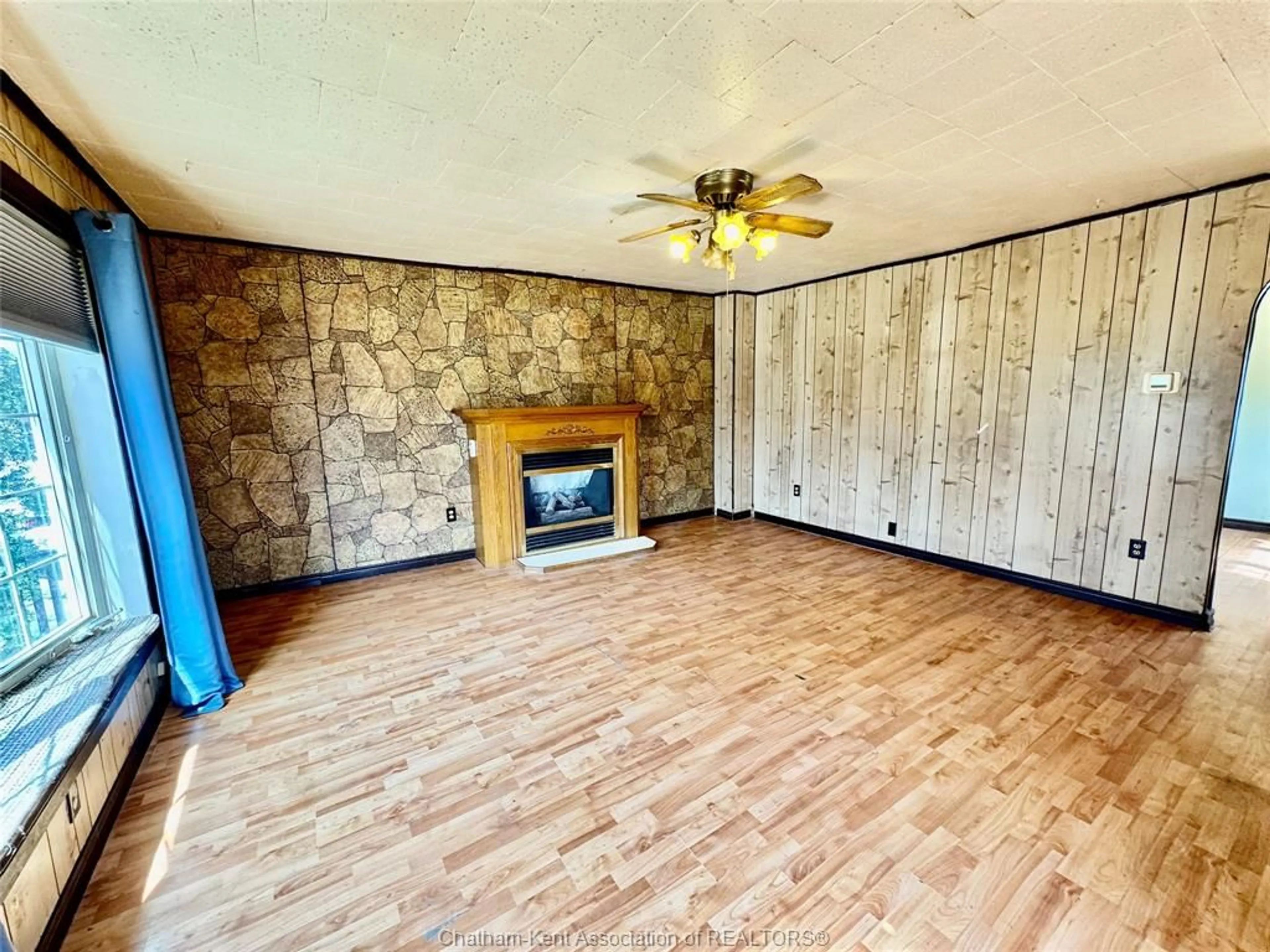 A pic of a room for 71 Princess St, Chatham Ontario N7M 4M8