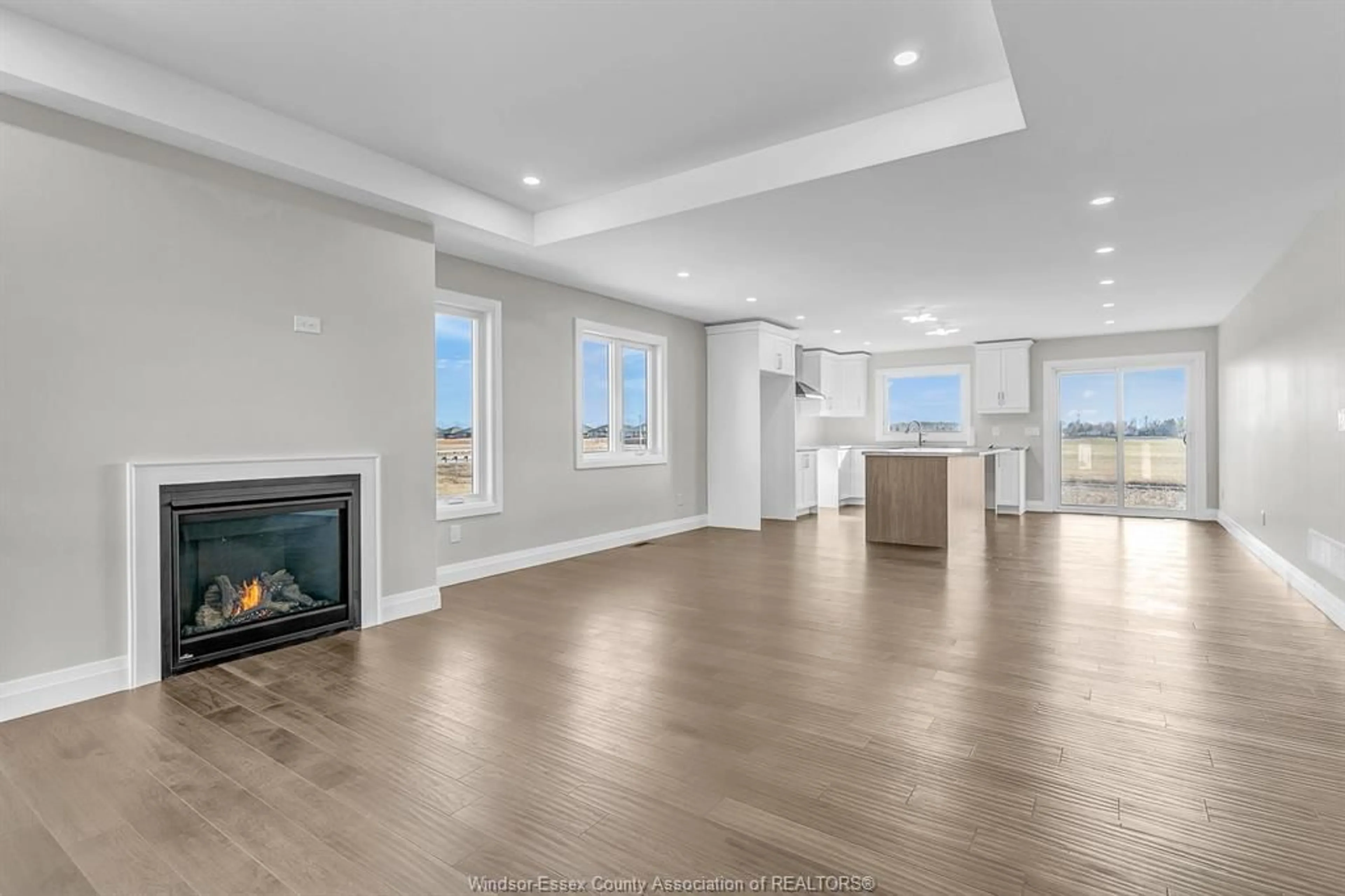 Open concept kitchen, unknown for 123 KINGSBRIDGE Dr, Amherstburg Ontario N9V 0G8