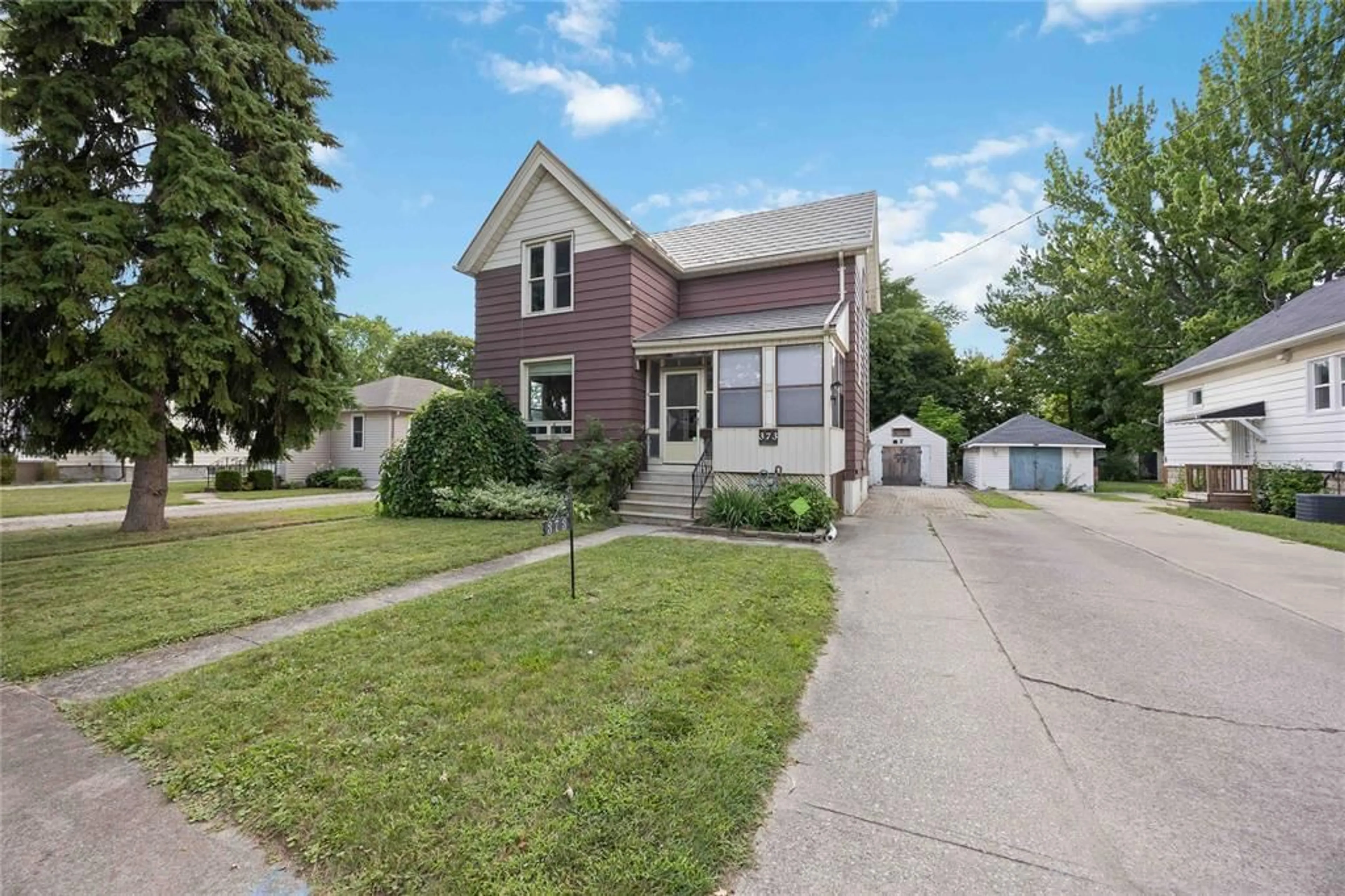 Unknown for 373 PALMERSTON St, Sarnia Ontario N7T 3P1