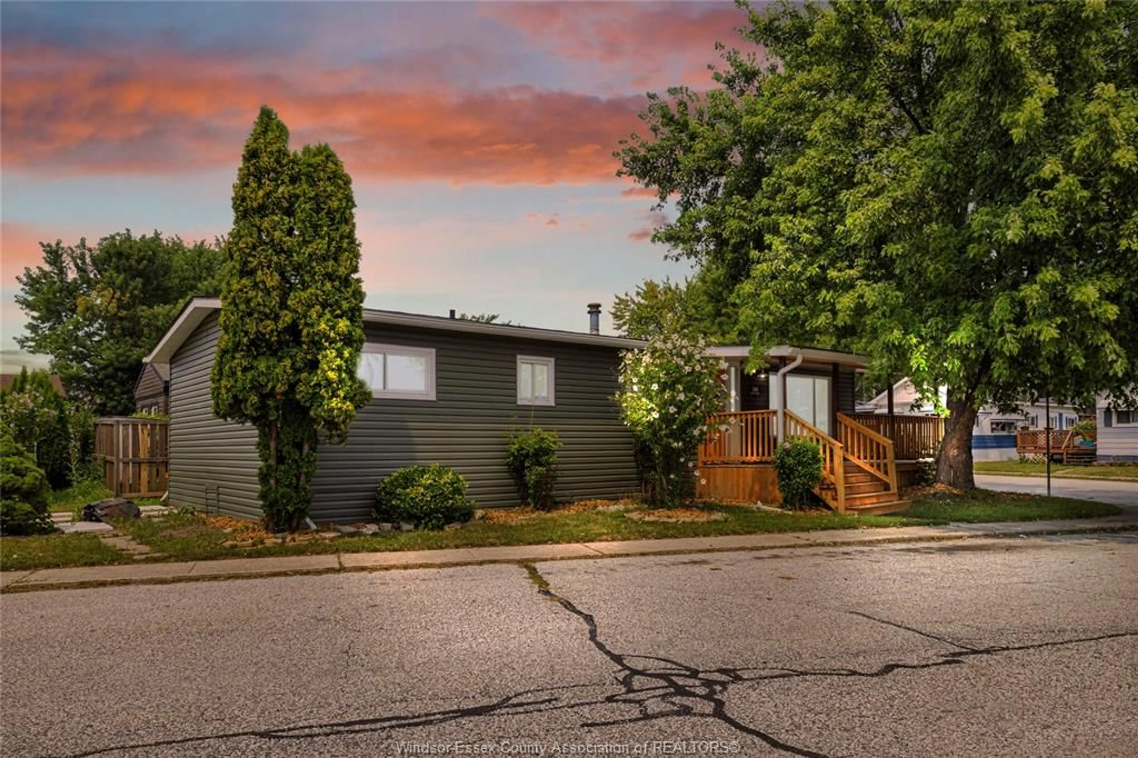 Home with vinyl exterior material, street for 141 PAULA Cres, Lakeshore Ontario N8N 2V5