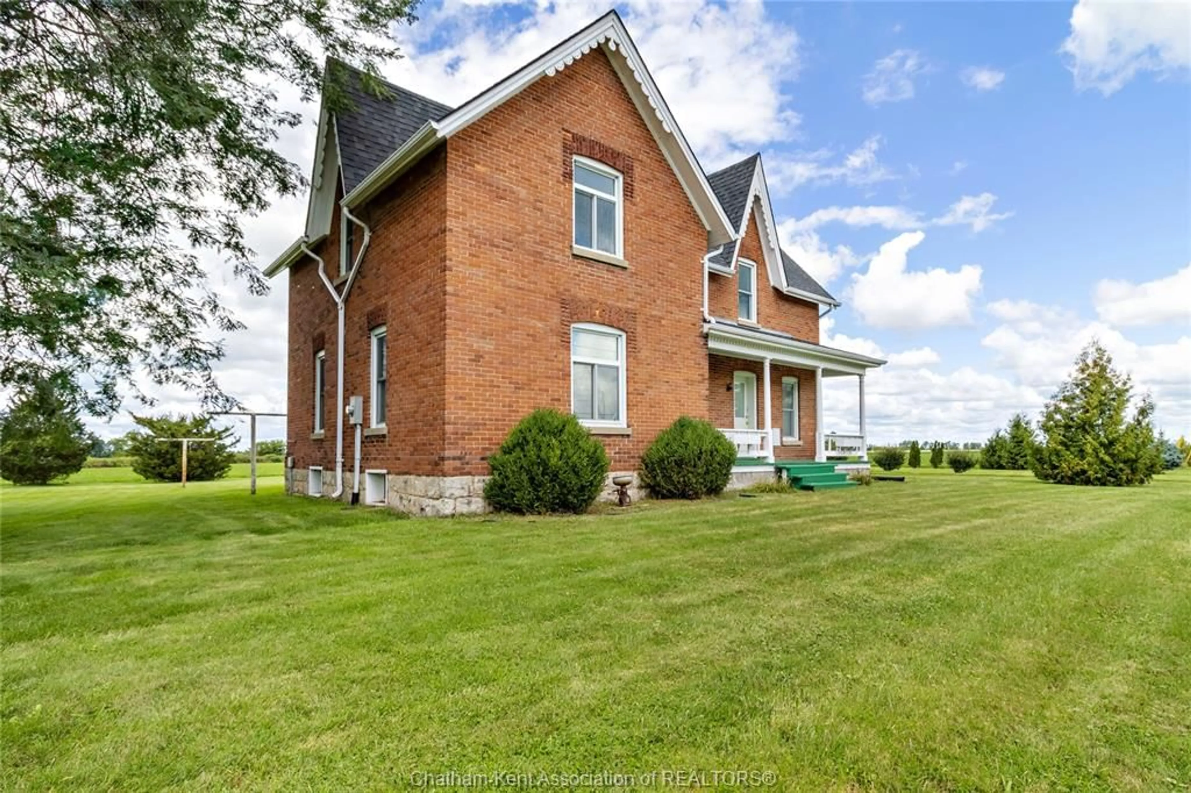 Home with brick exterior material, building for 29860 IRISH SCHOOL Rd, Dresden Ontario N0P 1M0