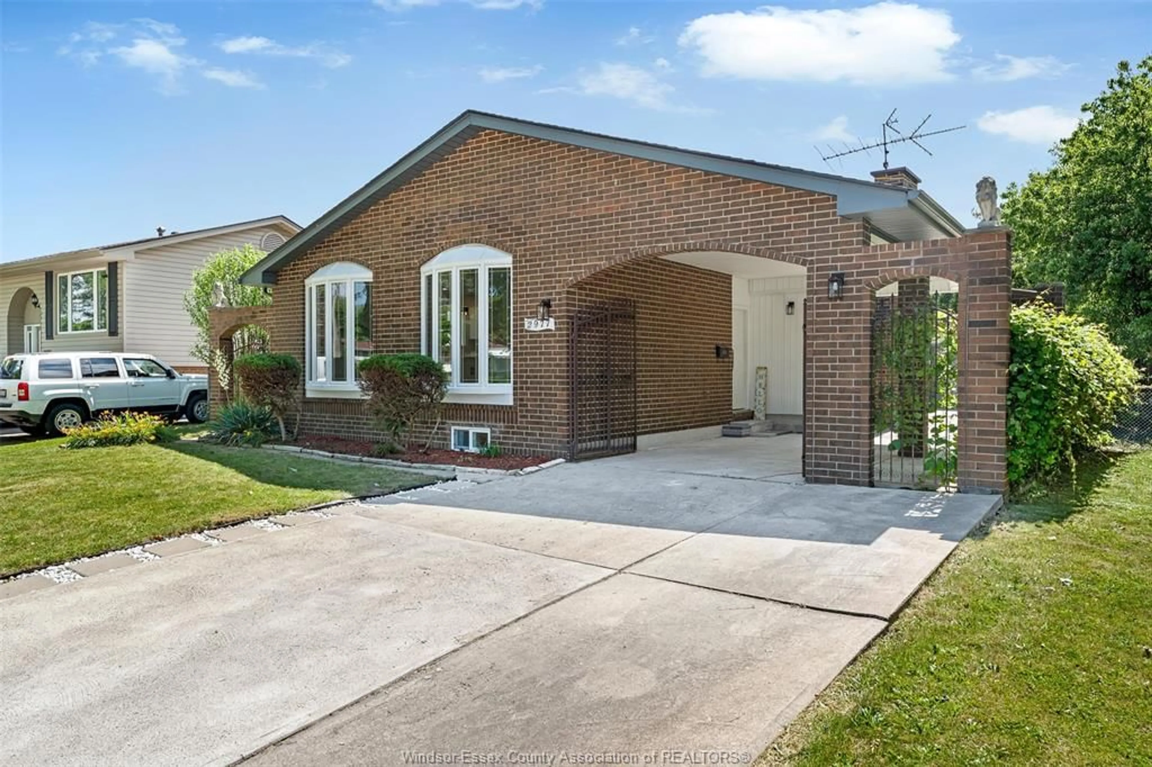 Home with brick exterior material, street for 2977 FOREST GLADE, Windsor Ontario N8R 1L6
