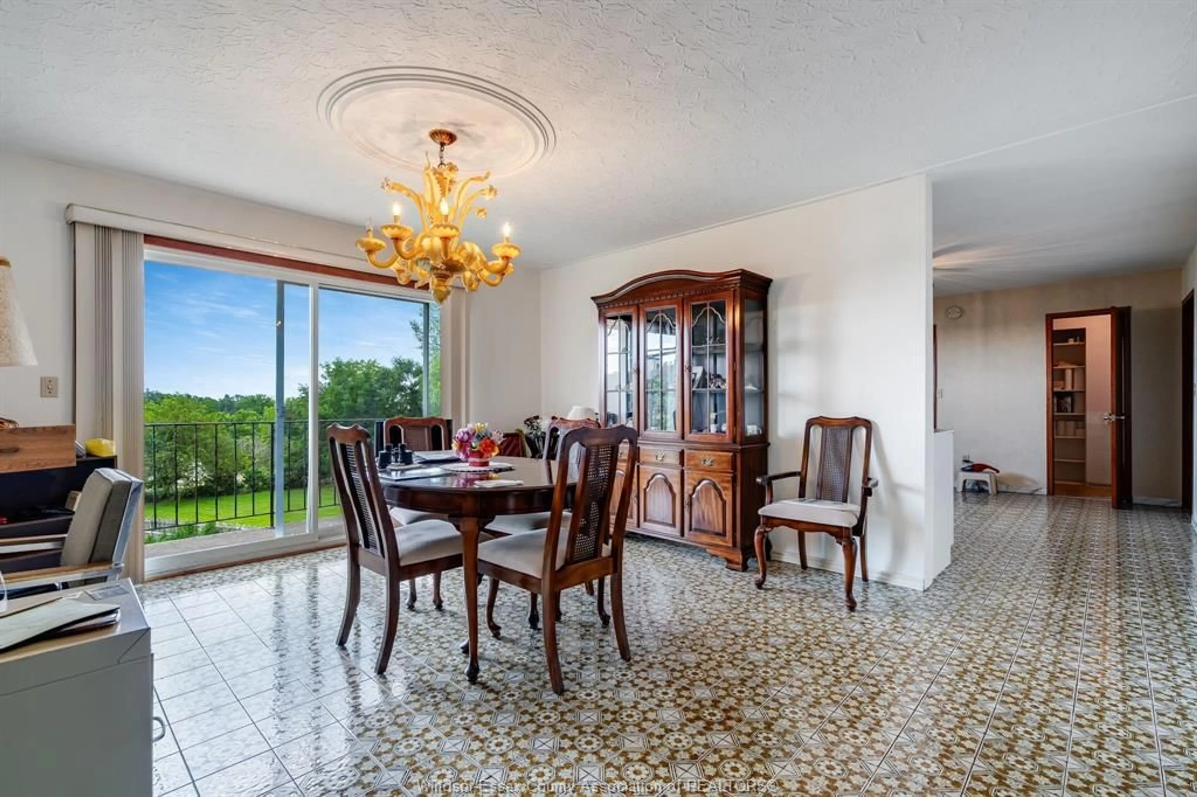 Dining room, ceramic/tile floor for 2017 Talbot Rd, Kingsville Ontario N9Y 2E4