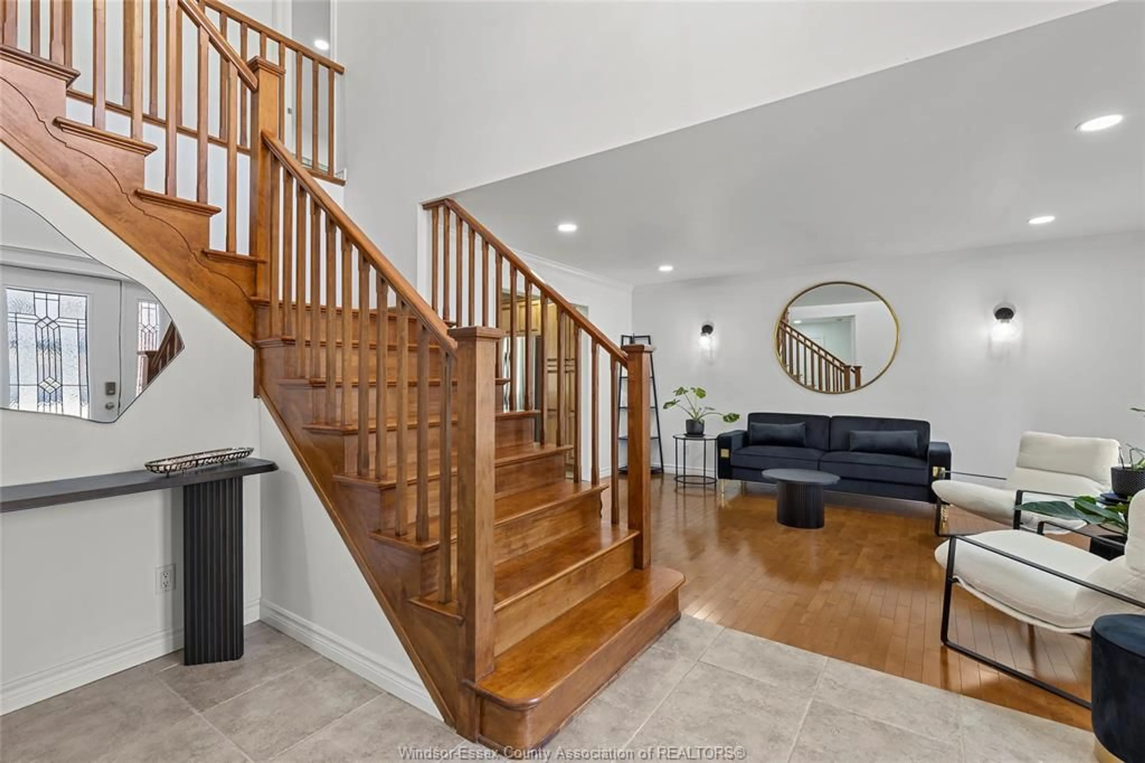 Unknown for 1016 Chelsea Park Way, Lakeshore Ontario N8L 0W2