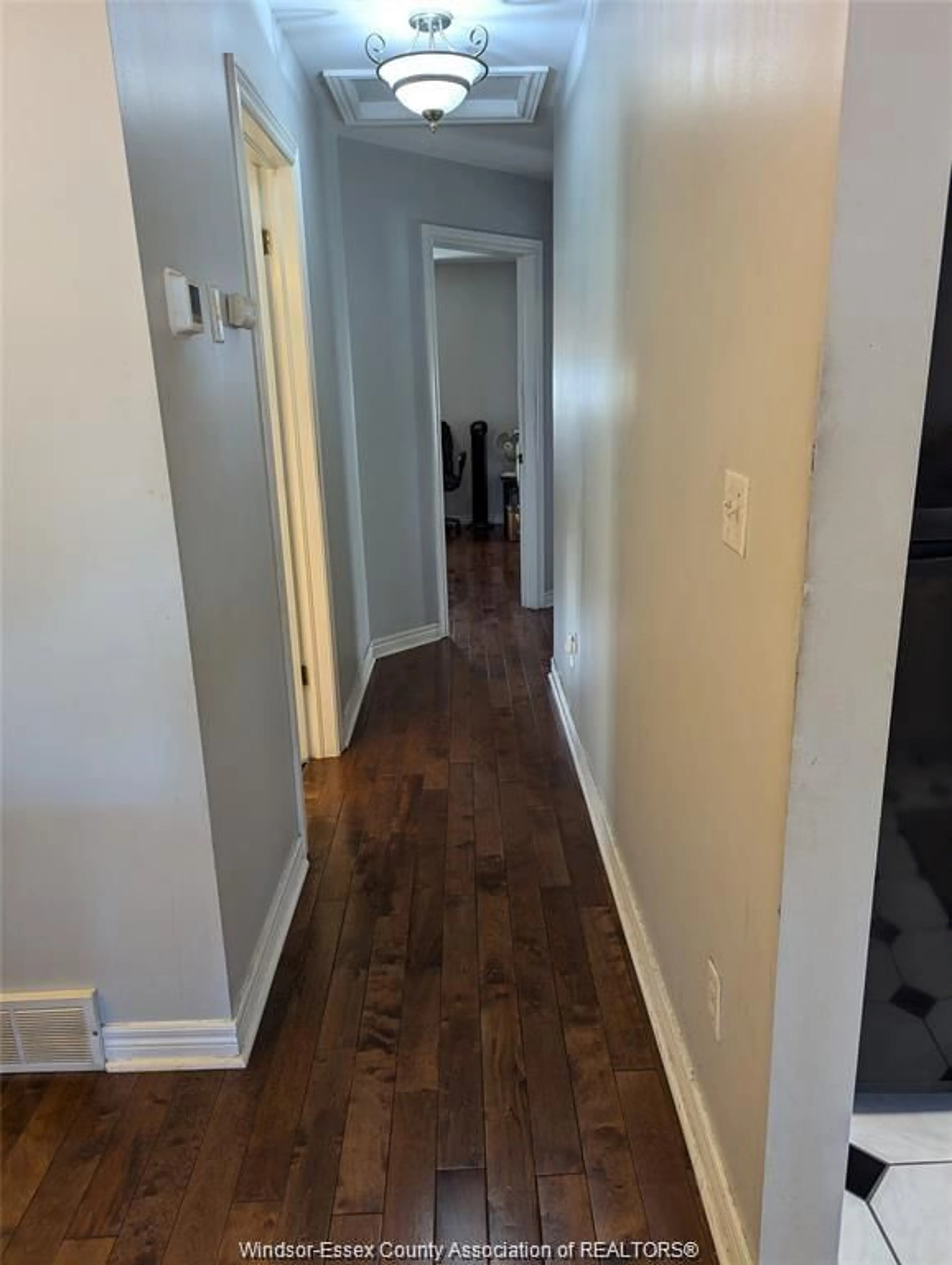A pic of a room for 4137 ZURICH AVE, Windsor Ontario N9G 2Z5