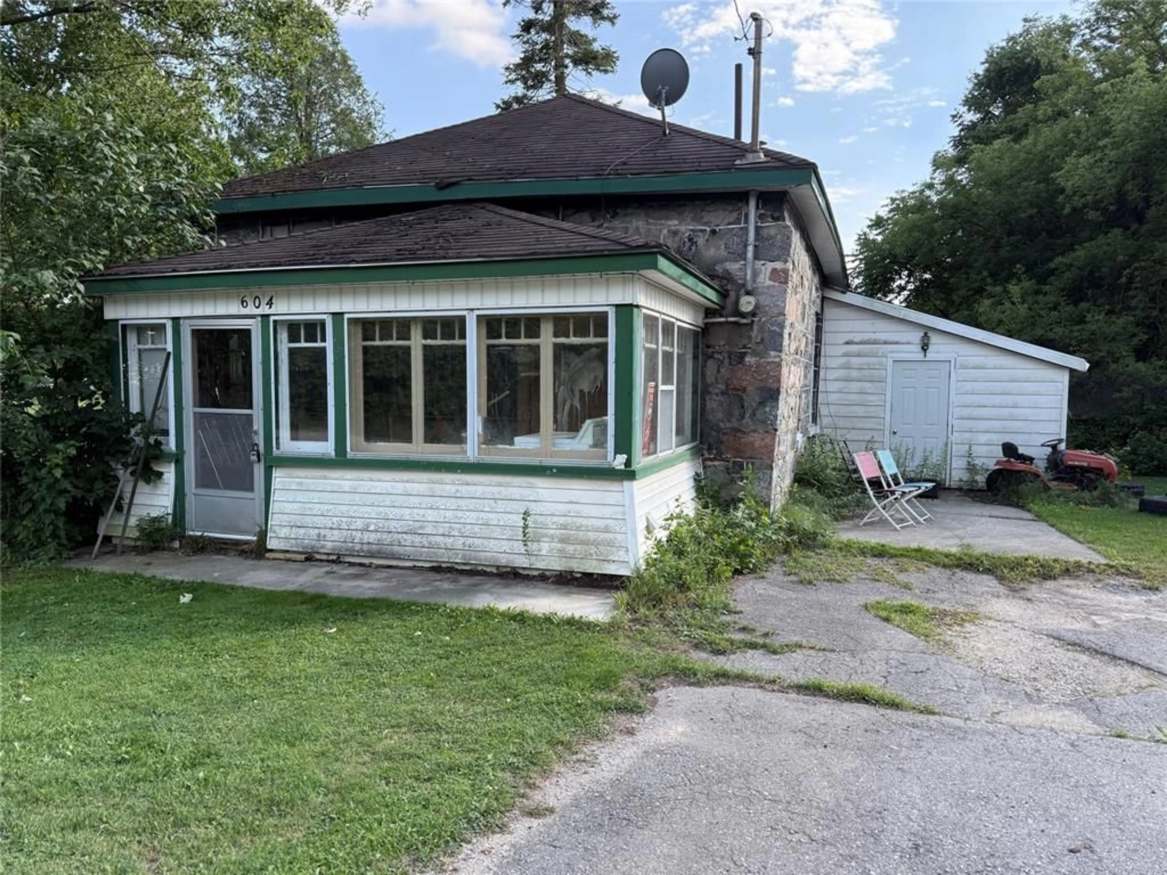Unknown for 604 GOUGH St, Bruce County Ontario N0G 2H0