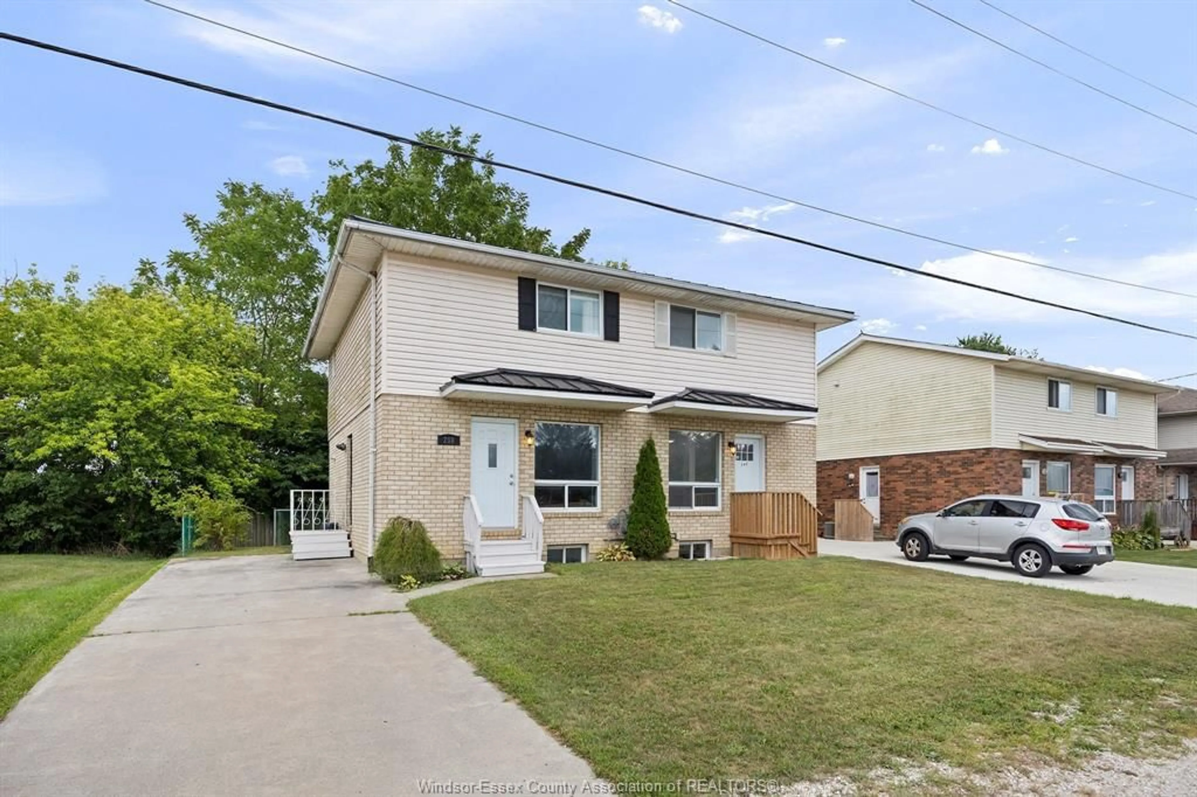 Unknown for 206-208 ARTHUR, Harrow Ontario N0R 1G0