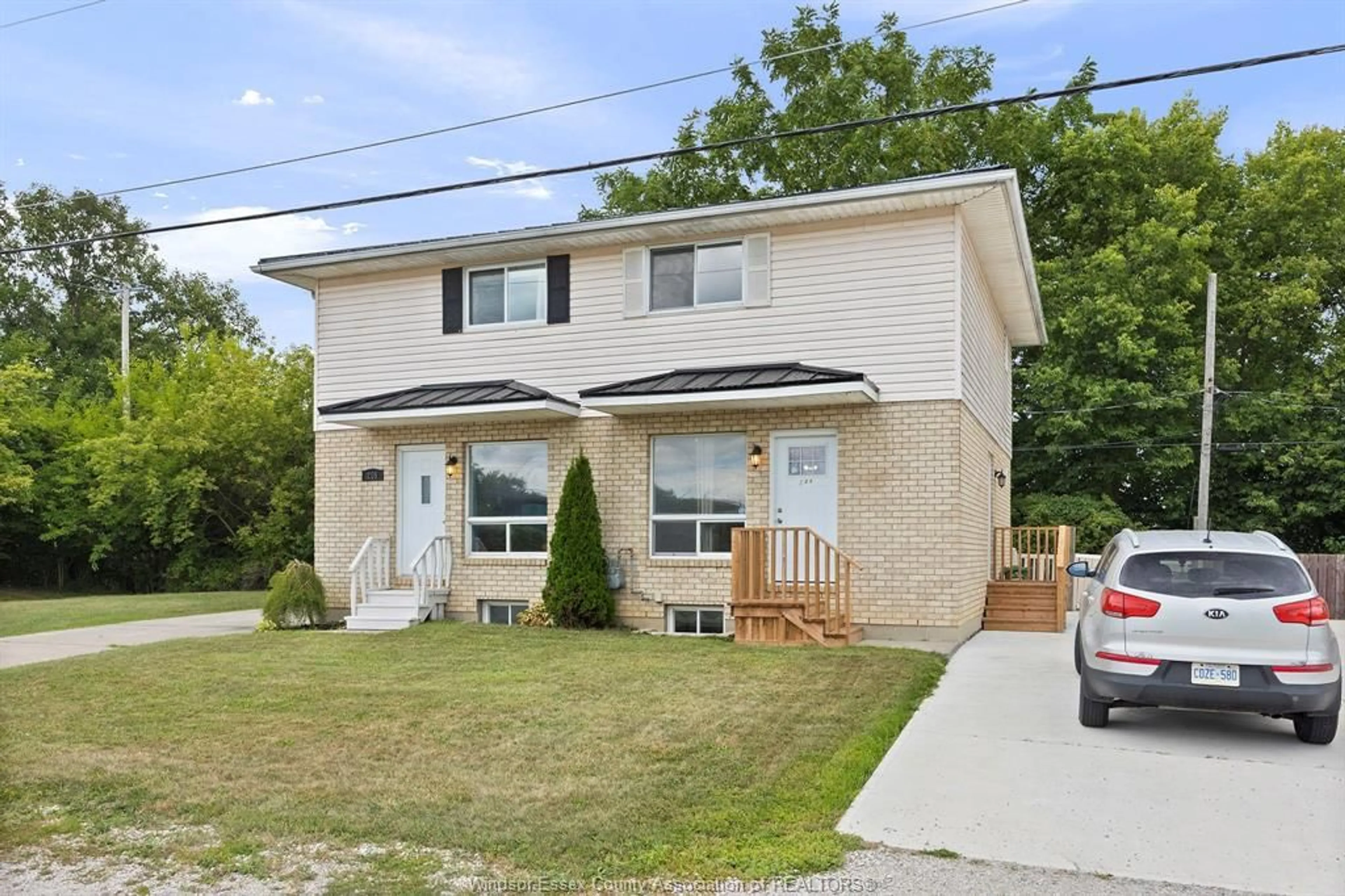 Unknown for 206-208 ARTHUR, Harrow Ontario N0R 1G0