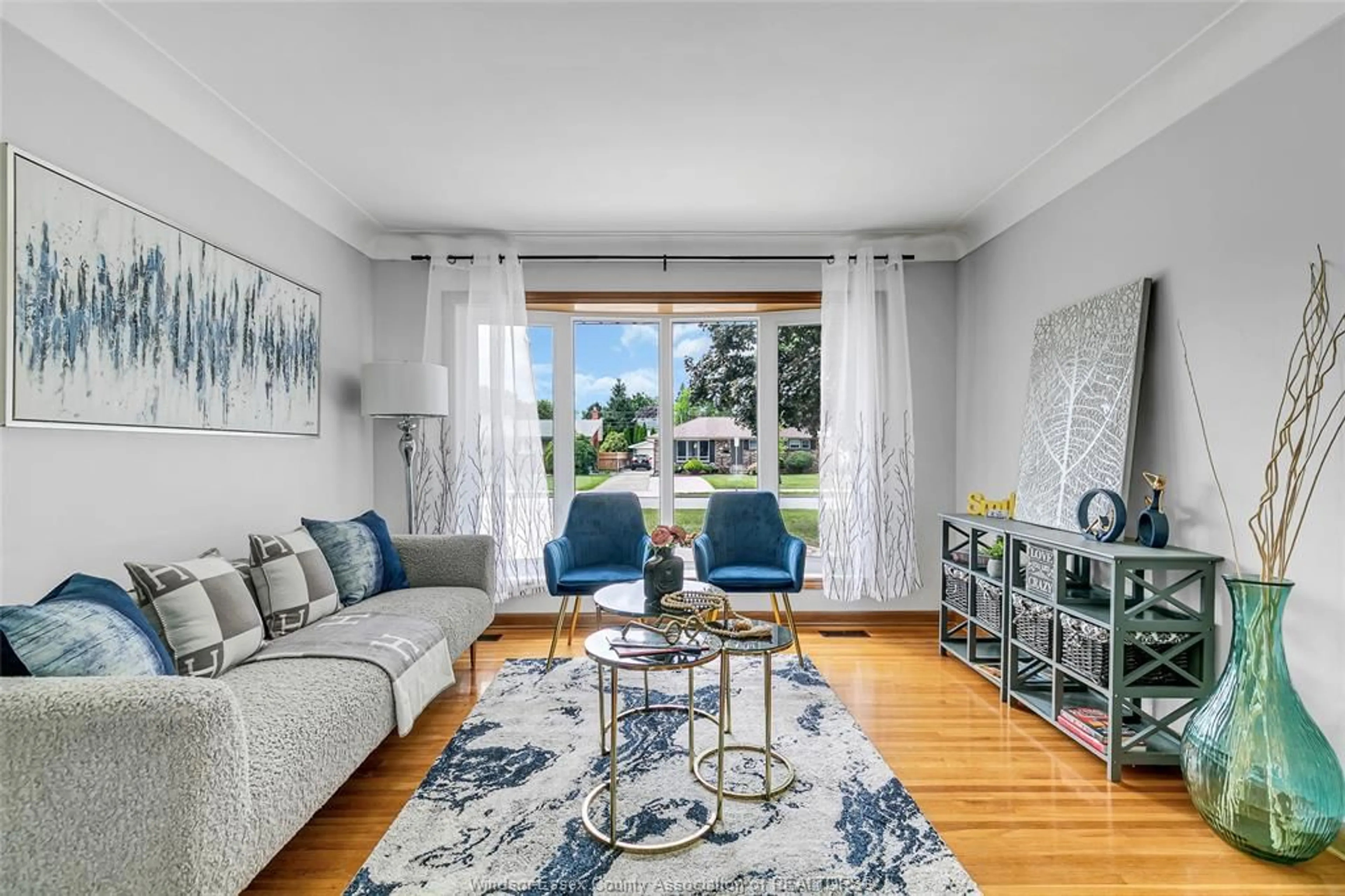 Living room with furniture, unknown for 4132 MOUNT ROYAL, Windsor Ontario N9G 2C2
