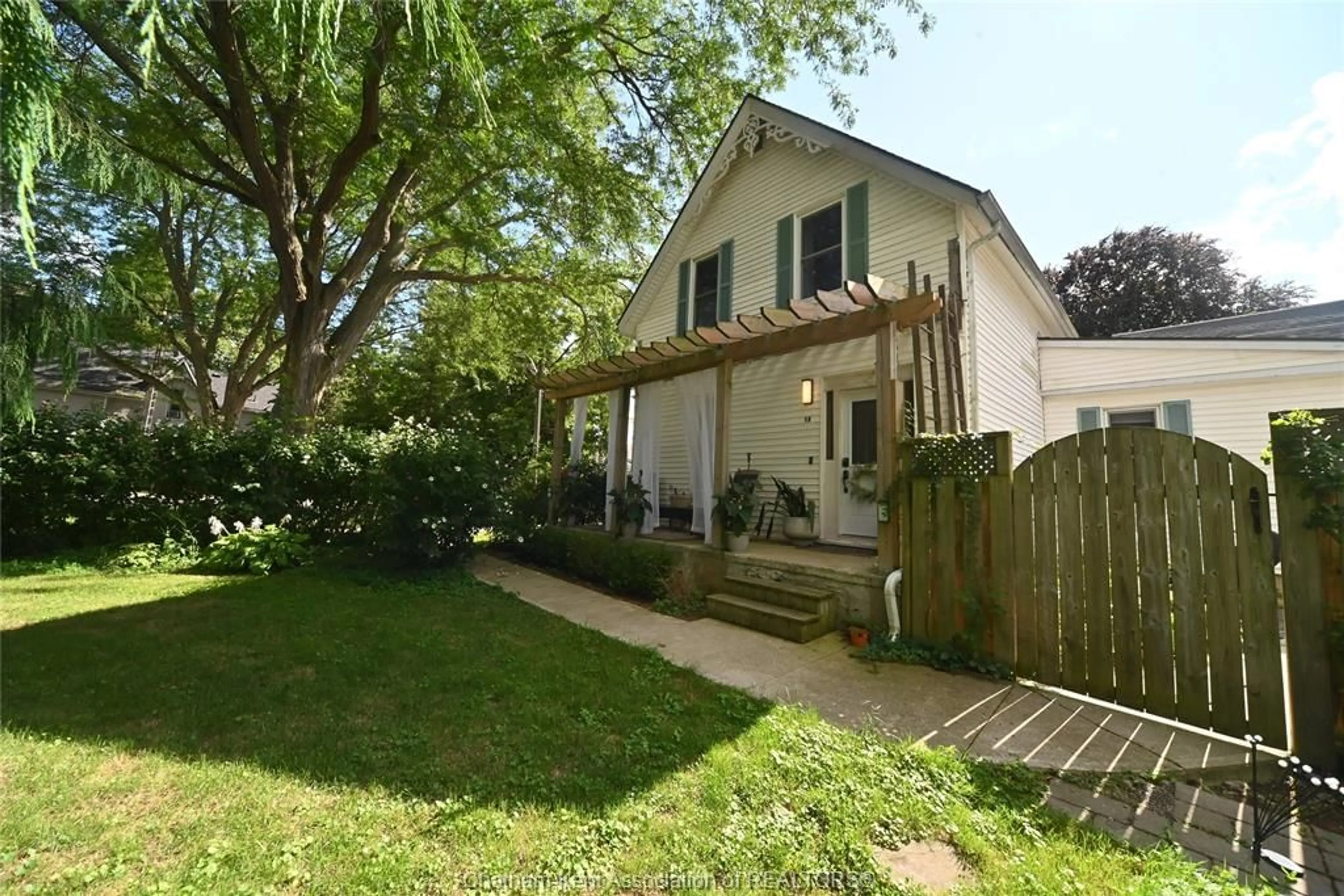 Patio, street for 18 Erie St, Ridgetown Ontario N0P 2C0