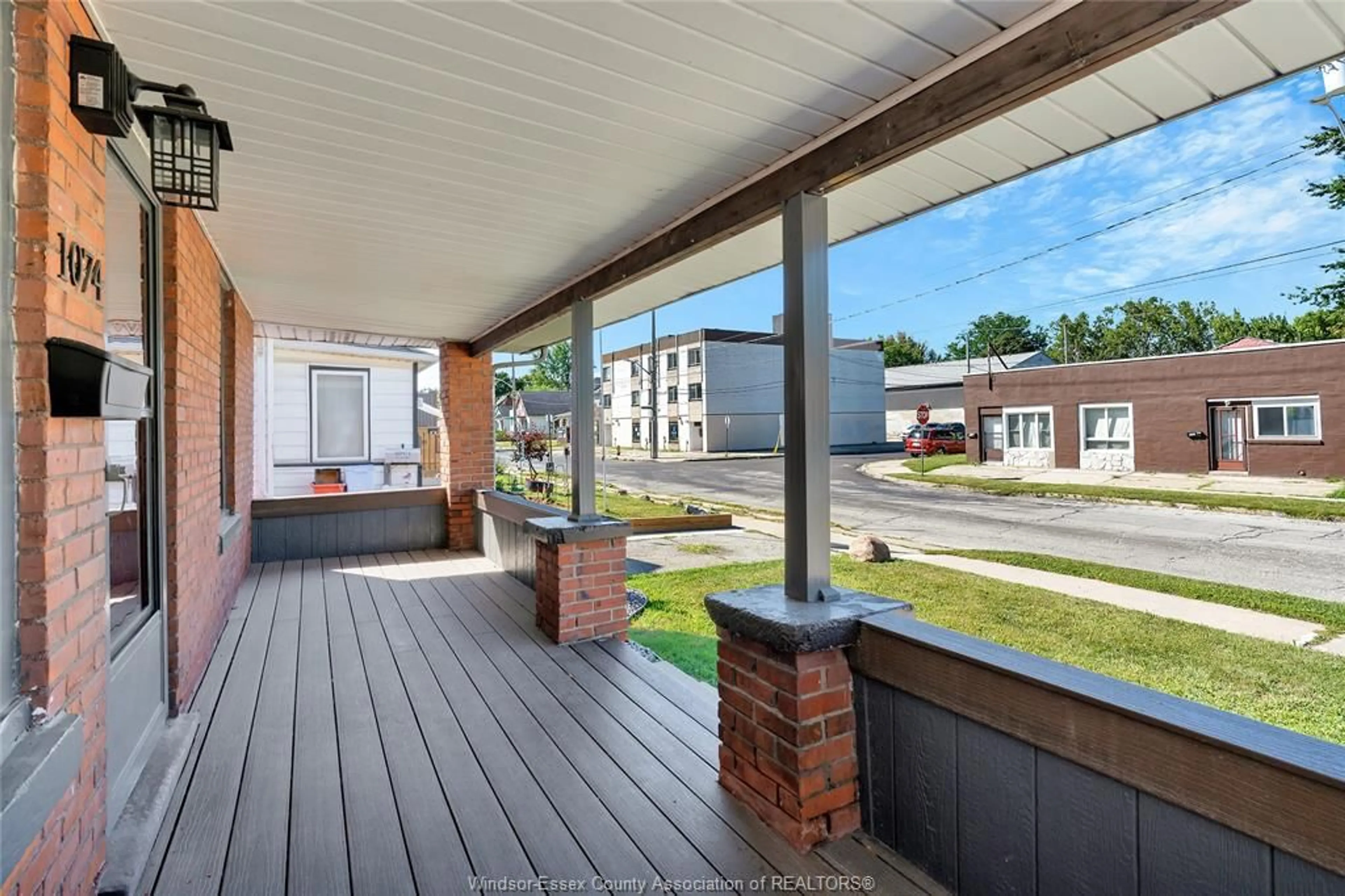 Patio, street for 1074 FELIX, Windsor Ontario N9C 3L5