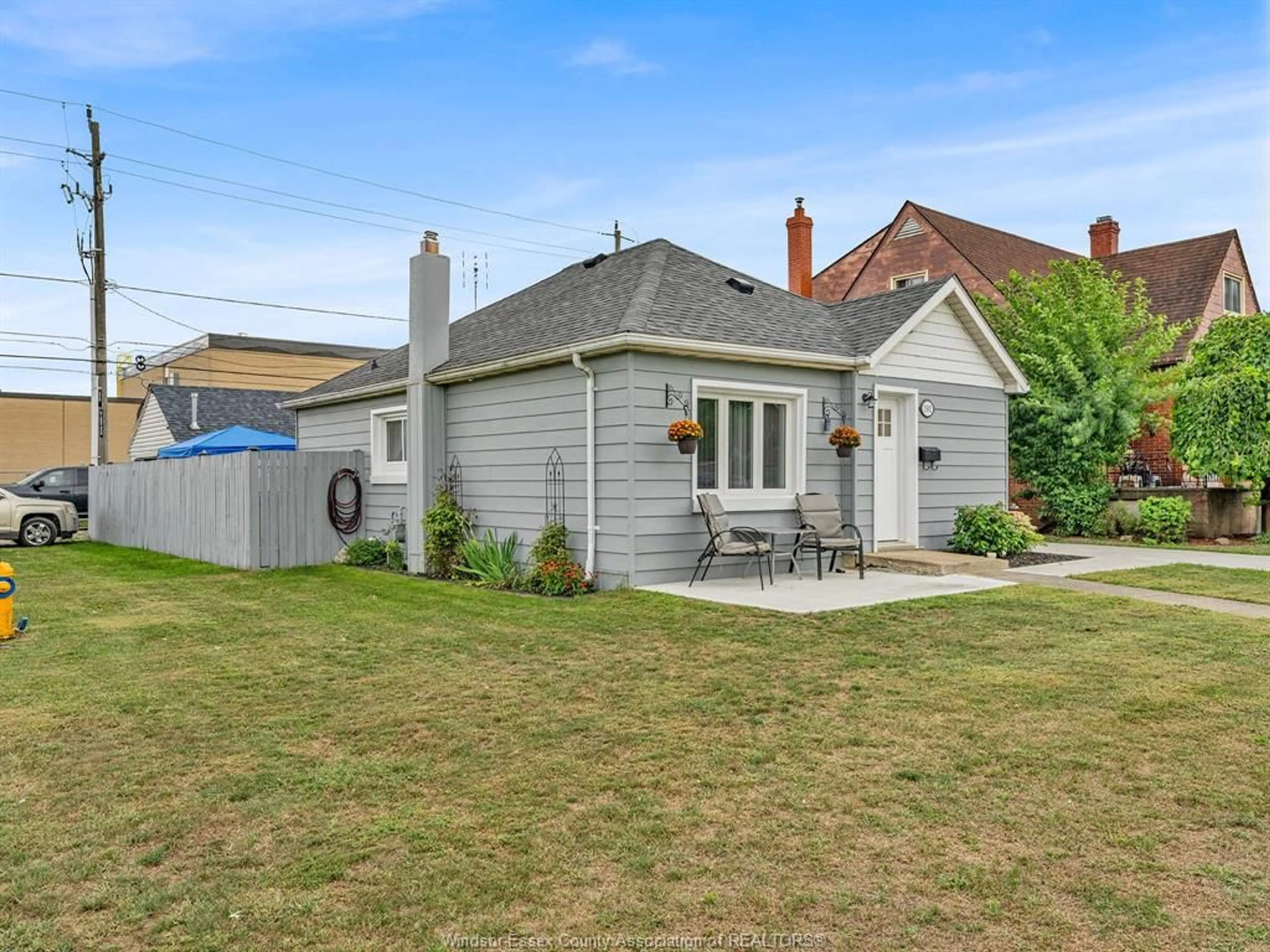 Unknown for 1902 Tourangeau Rd, Windsor Ontario N8W 4N3