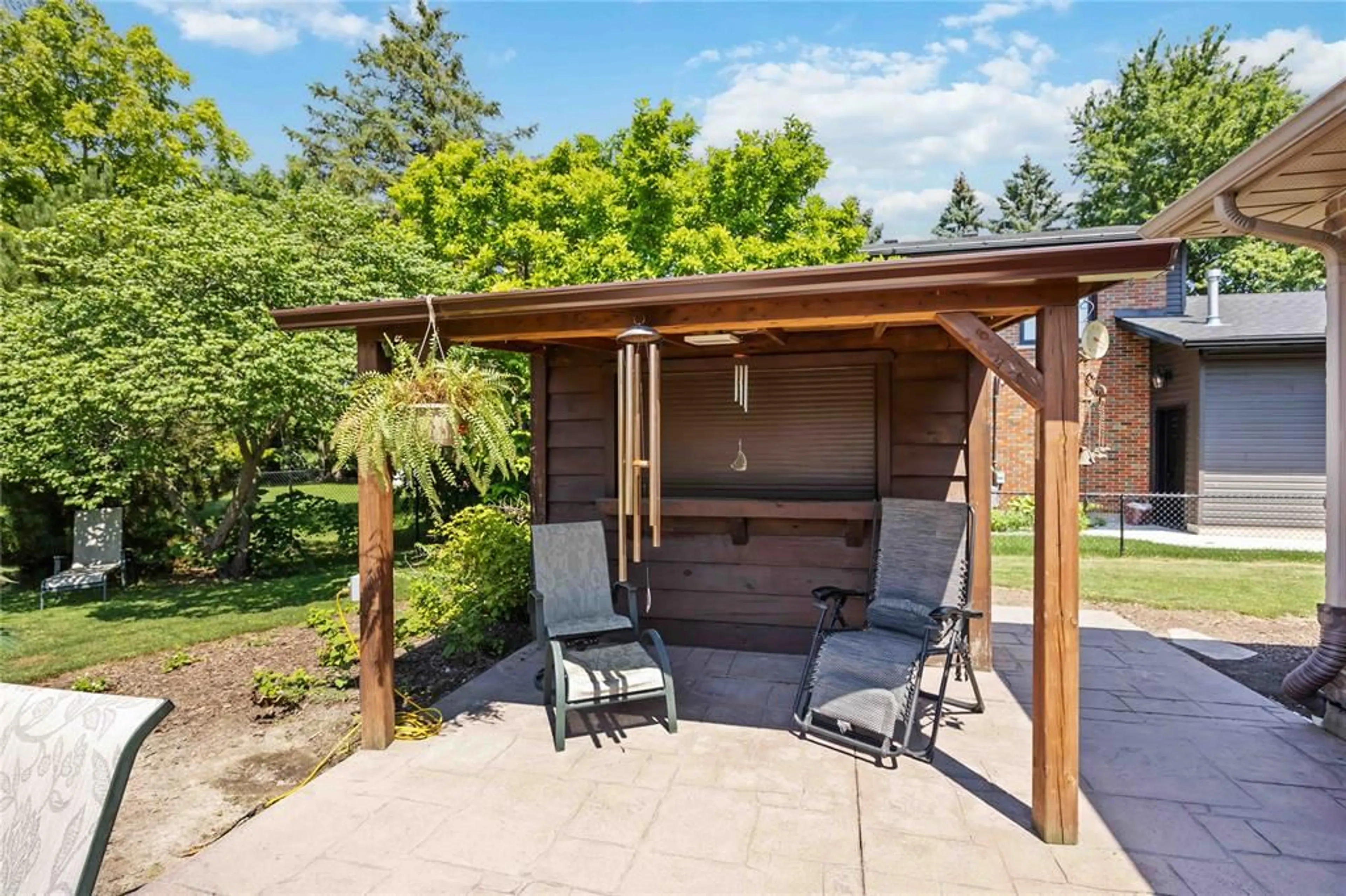 Patio, water/lake/river/ocean view for 727 Norman St, Plympton-Wyoming Ontario N0N 1J0