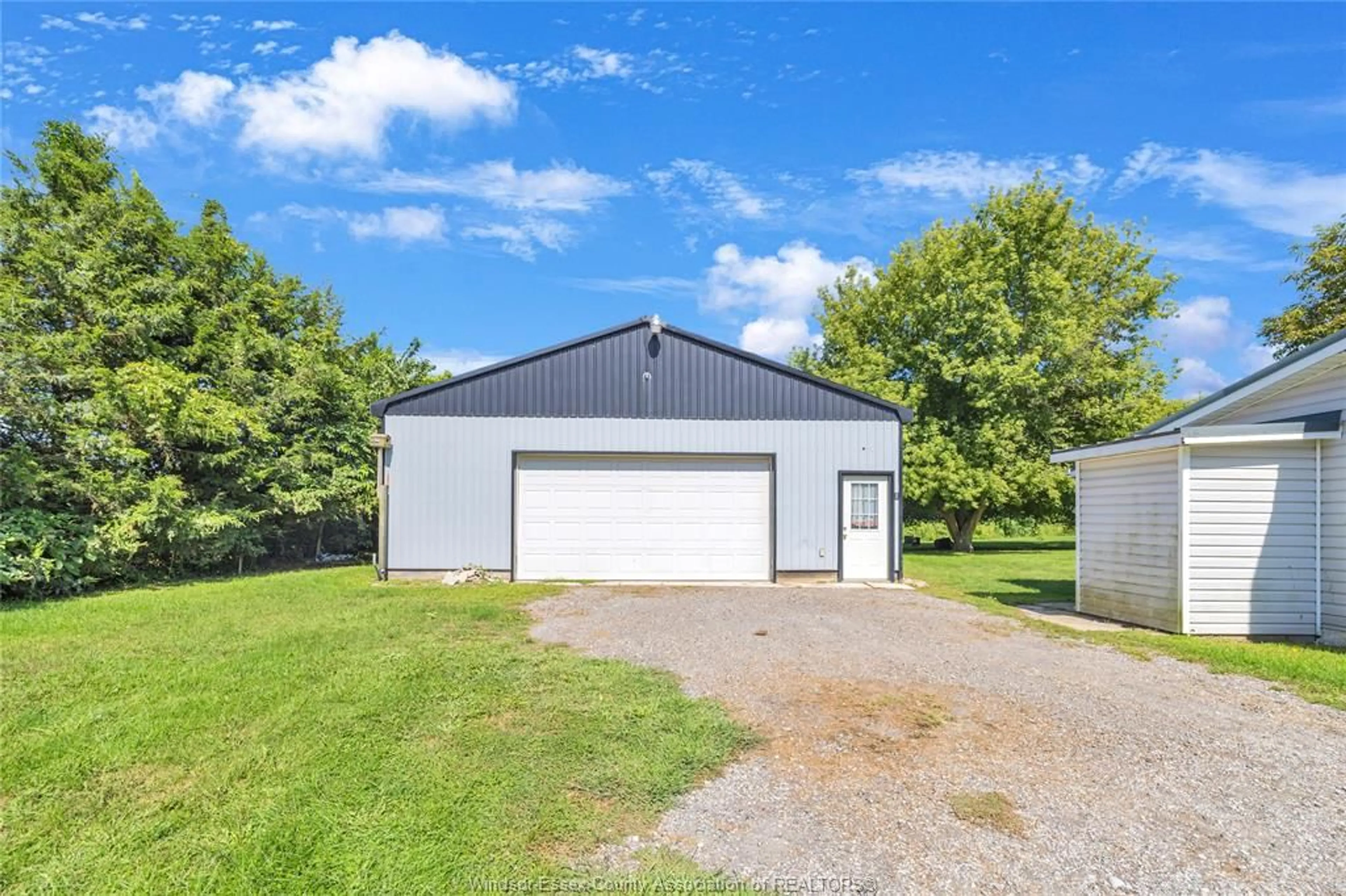Unknown for 23365 Dew Drop Rd, Thamesville Ontario N0P 2K0