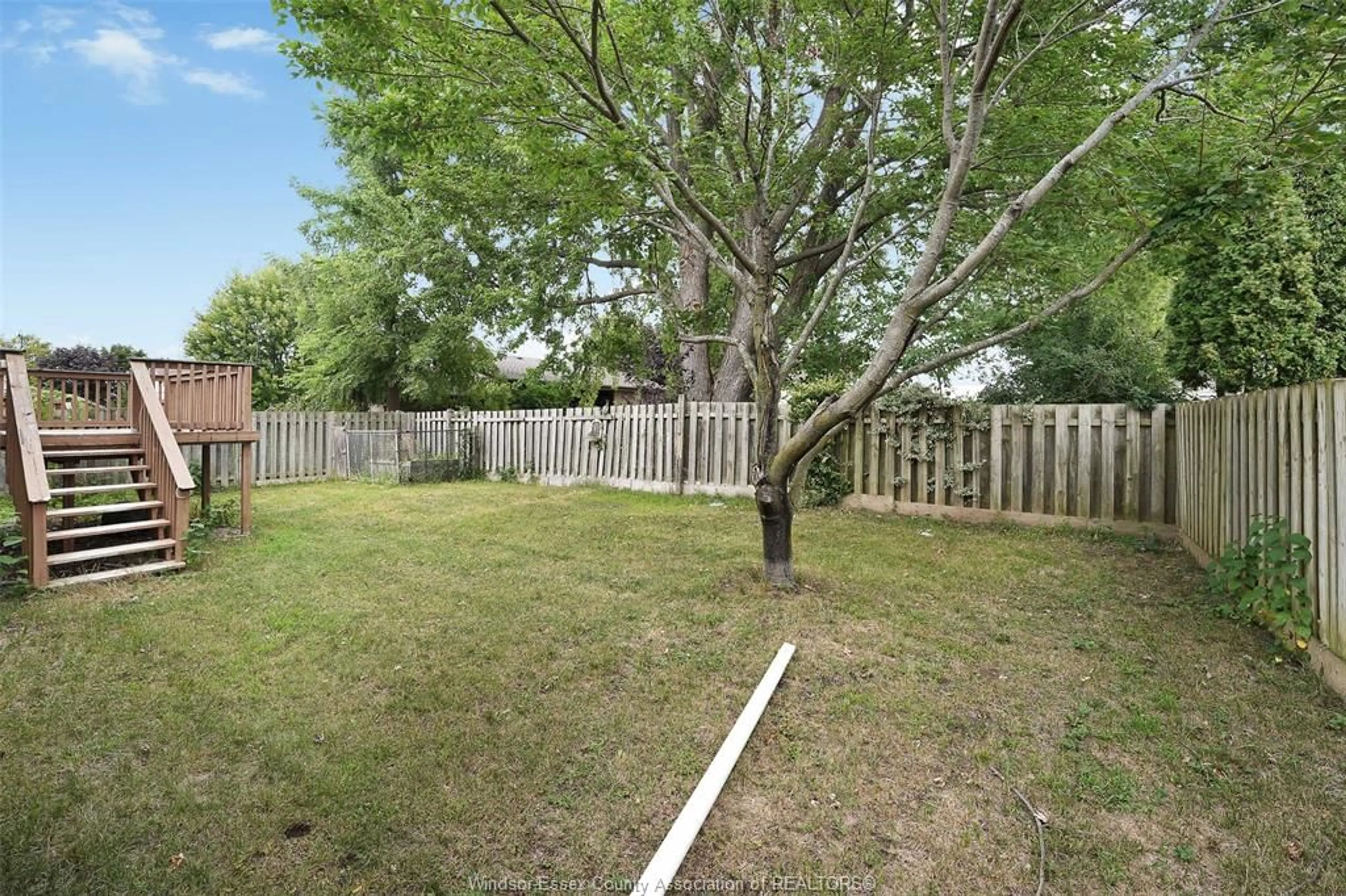 Patio, unknown for 3268 ROBINET Rd, Windsor Ontario N8R 2J6