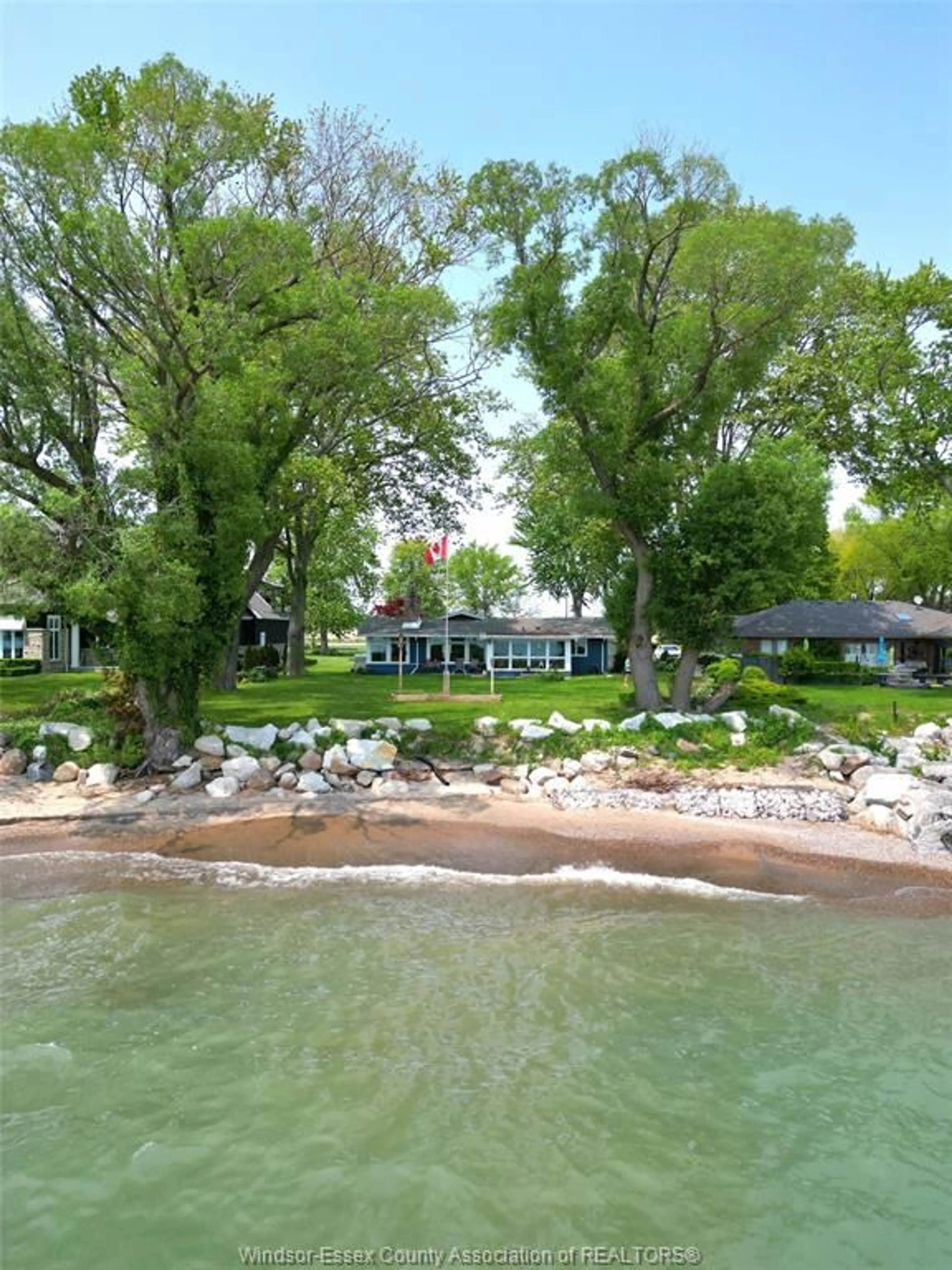A pic from outside/outdoor area/front of a property/back of a property/a pic from drone, water/lake/river/ocean view for 1711 HERITAGE Rd, Kingsville Ontario N9Y 2E6