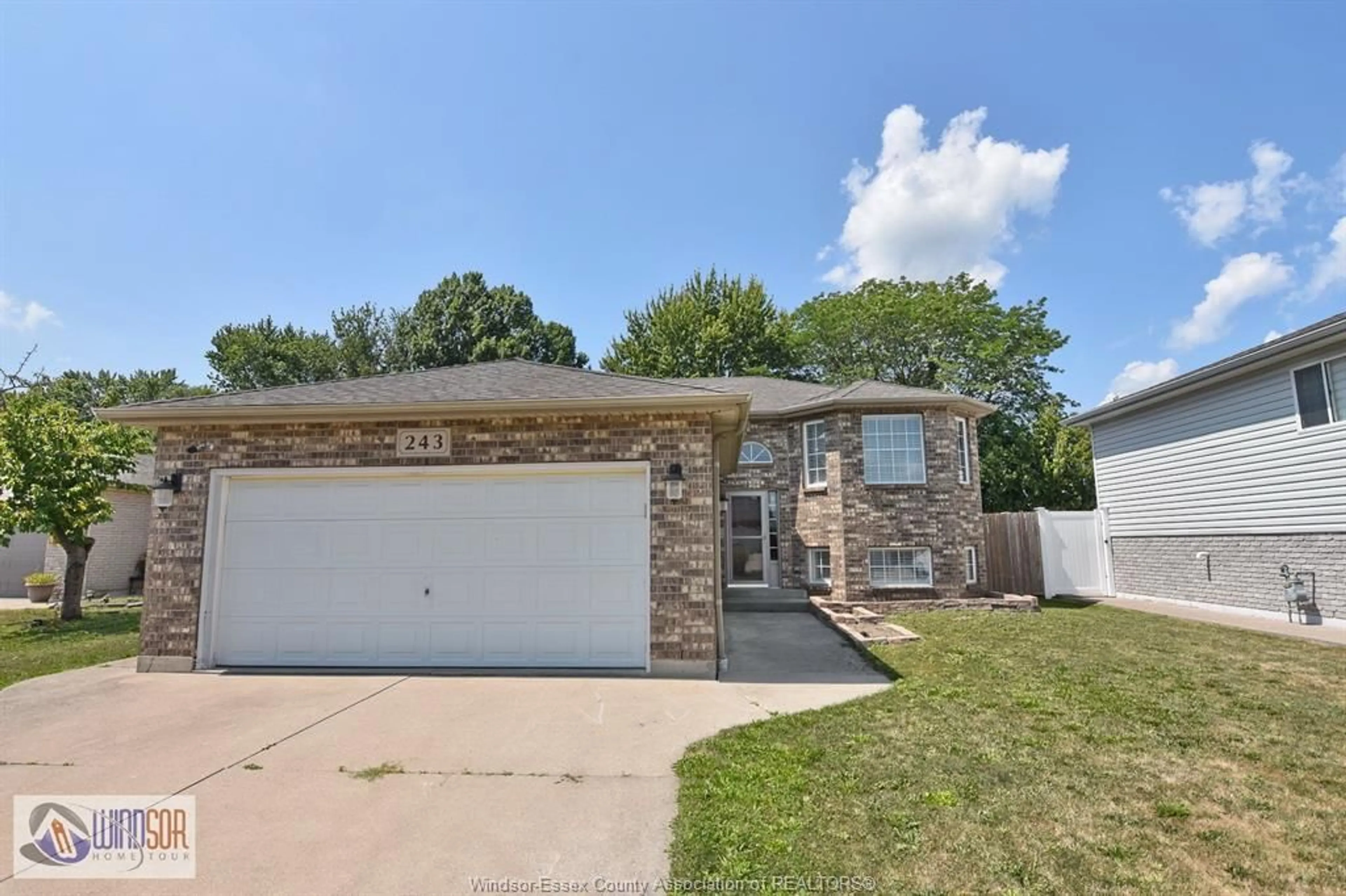 Unknown for 243 GAMMON Cres, Lakeshore Ontario N0R 1A0