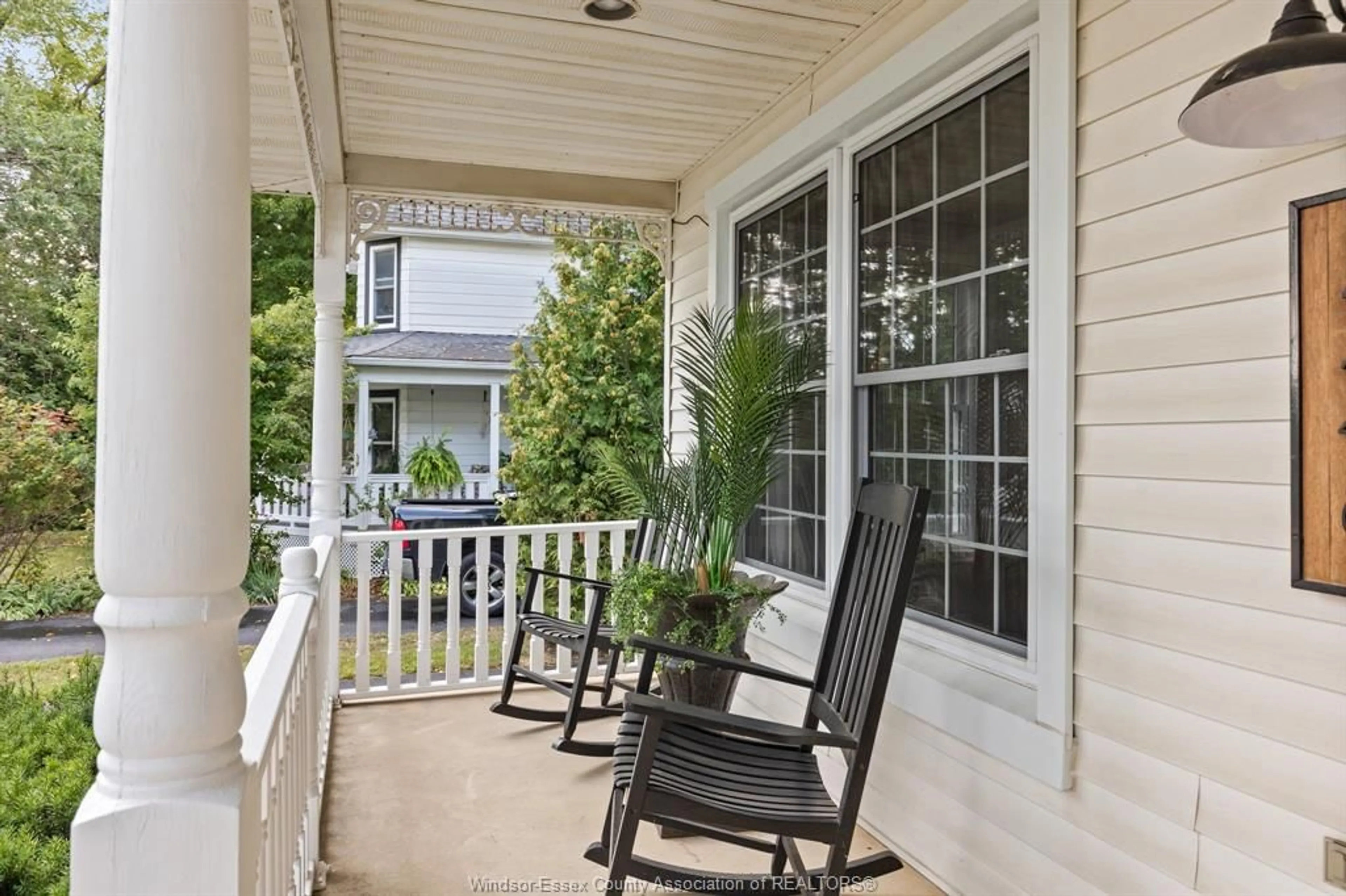 Patio, street for 426 KING St, Harrow Ontario N0R 1G0