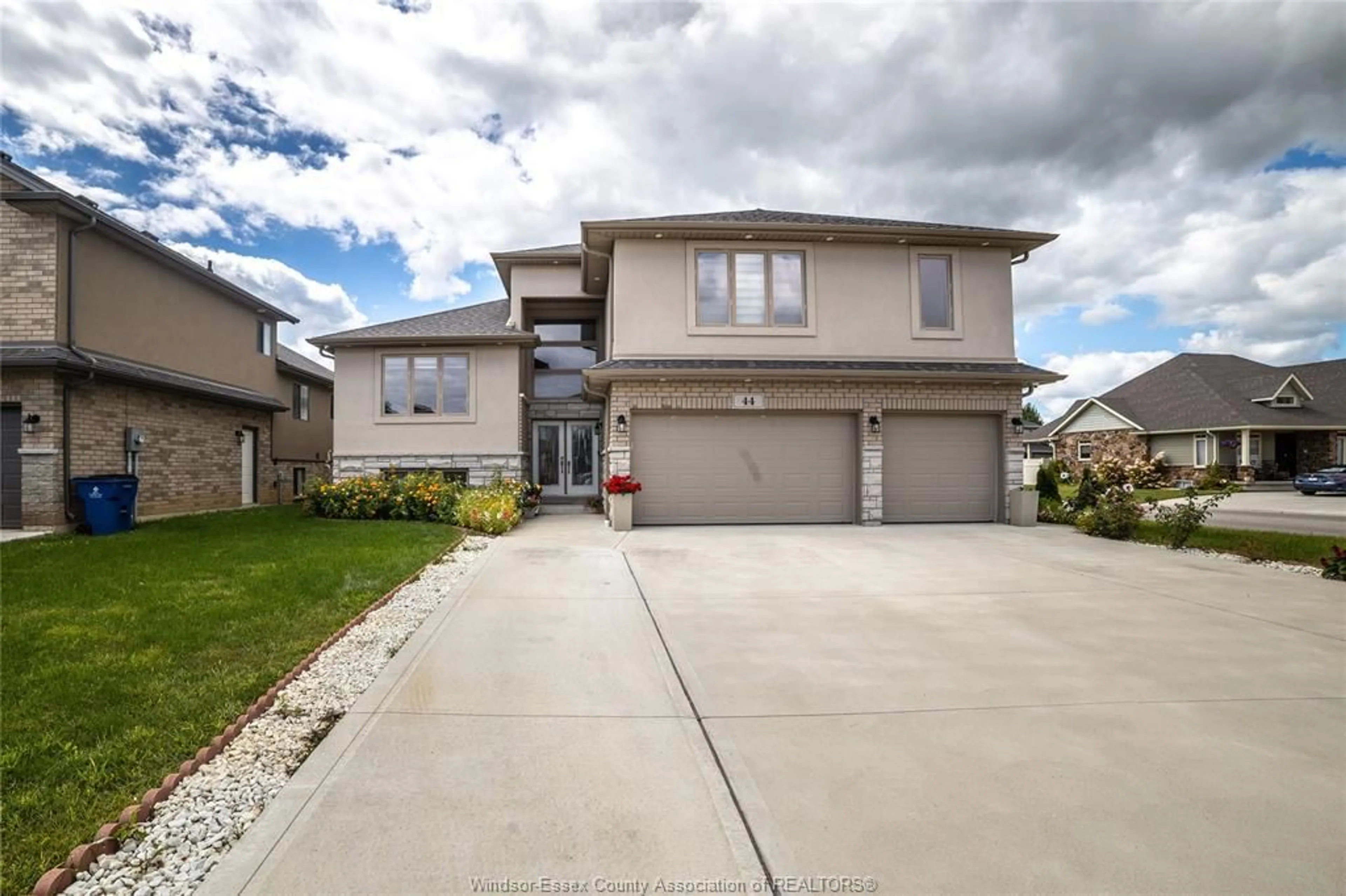 Unknown for 44 PEACHTREE Lane, Chatham Ontario N7L 0B3