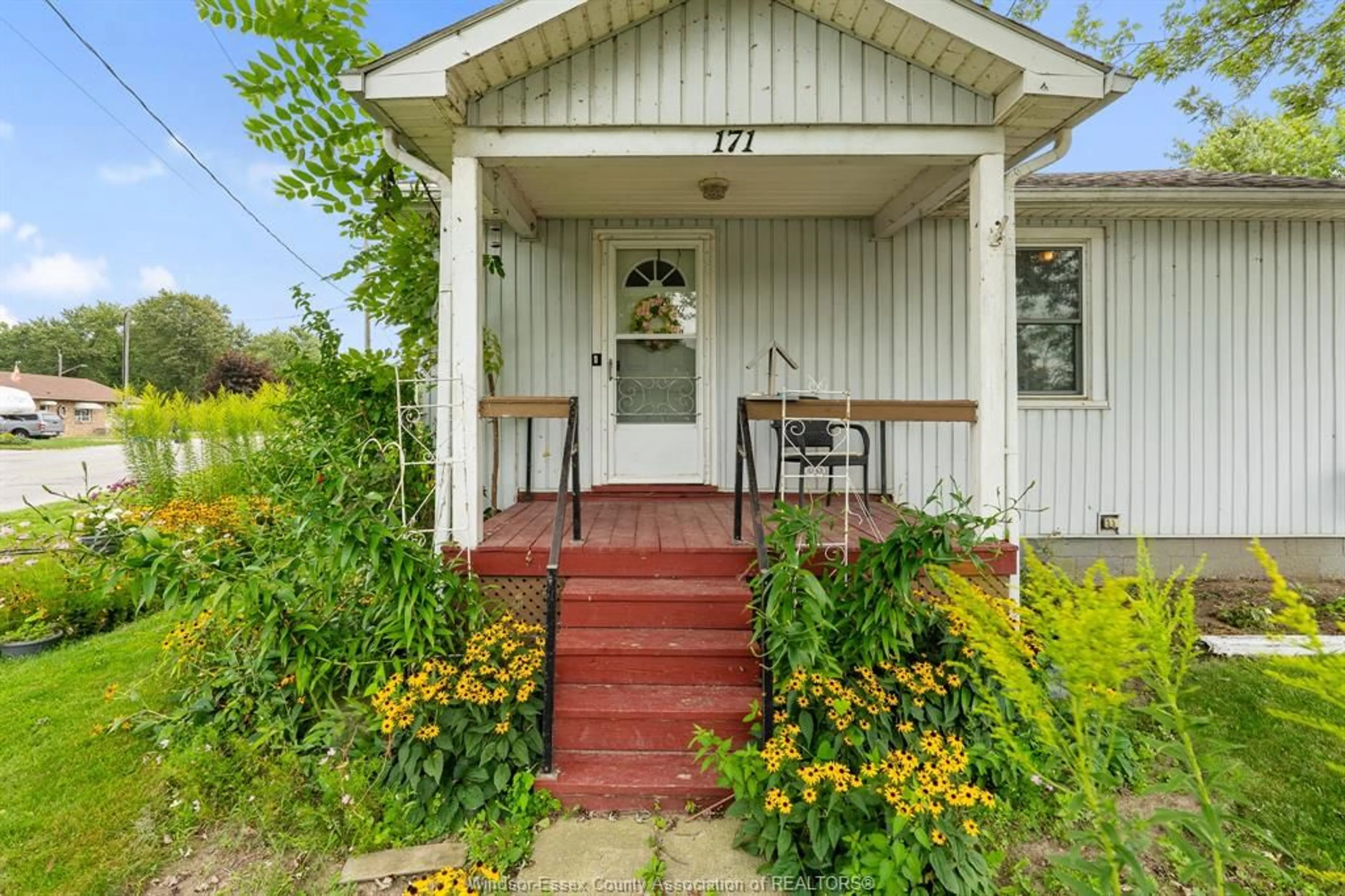 Patio, street for 171 SIXTH St, Belle River Ontario N0R 1A0