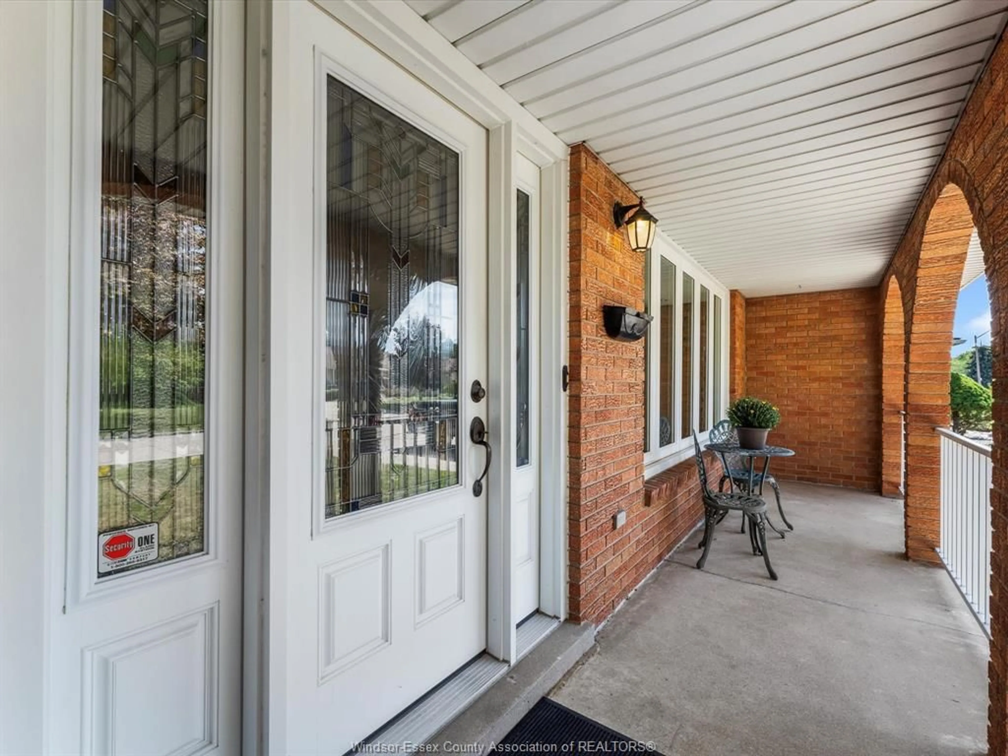 Home with brick exterior material, street for 1728 PARTINGTON Ave, Windsor Ontario N9B 2R3