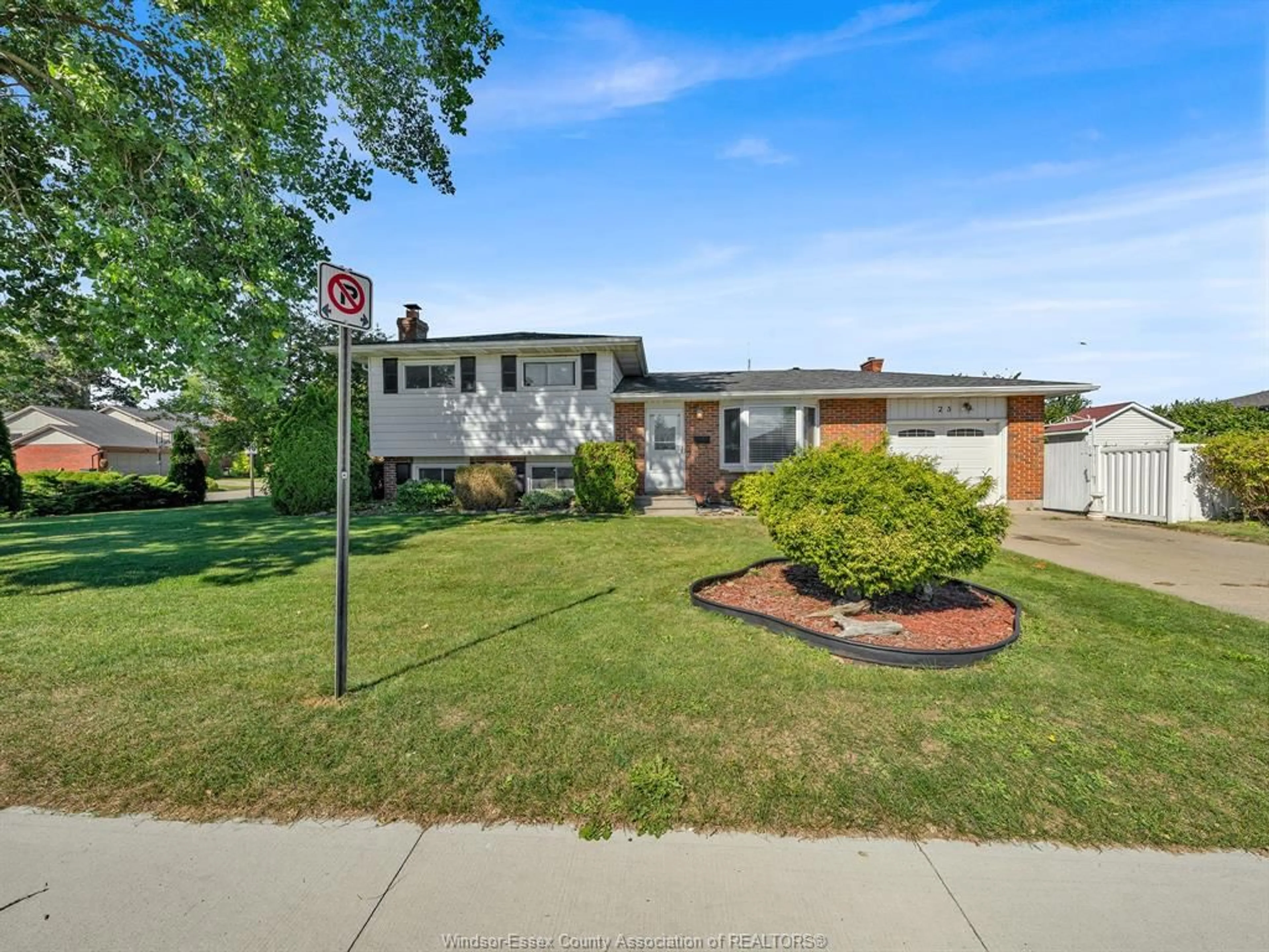 Unknown for 23 Camelot Ave, Leamington Ontario N8H 4T7