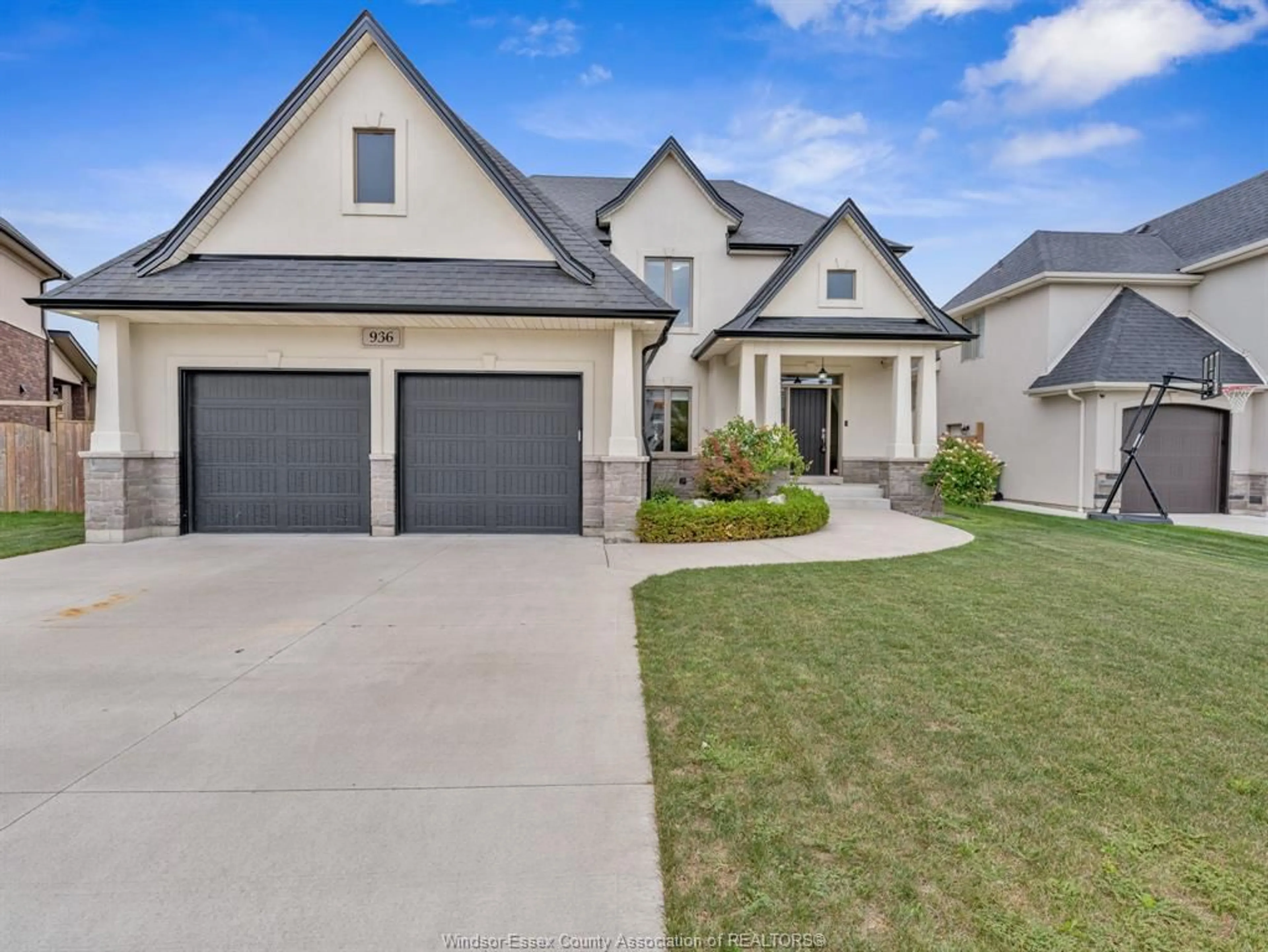 Home with vinyl exterior material, street for 936 WESTWOOD, Lakeshore Ontario N0R 1A0