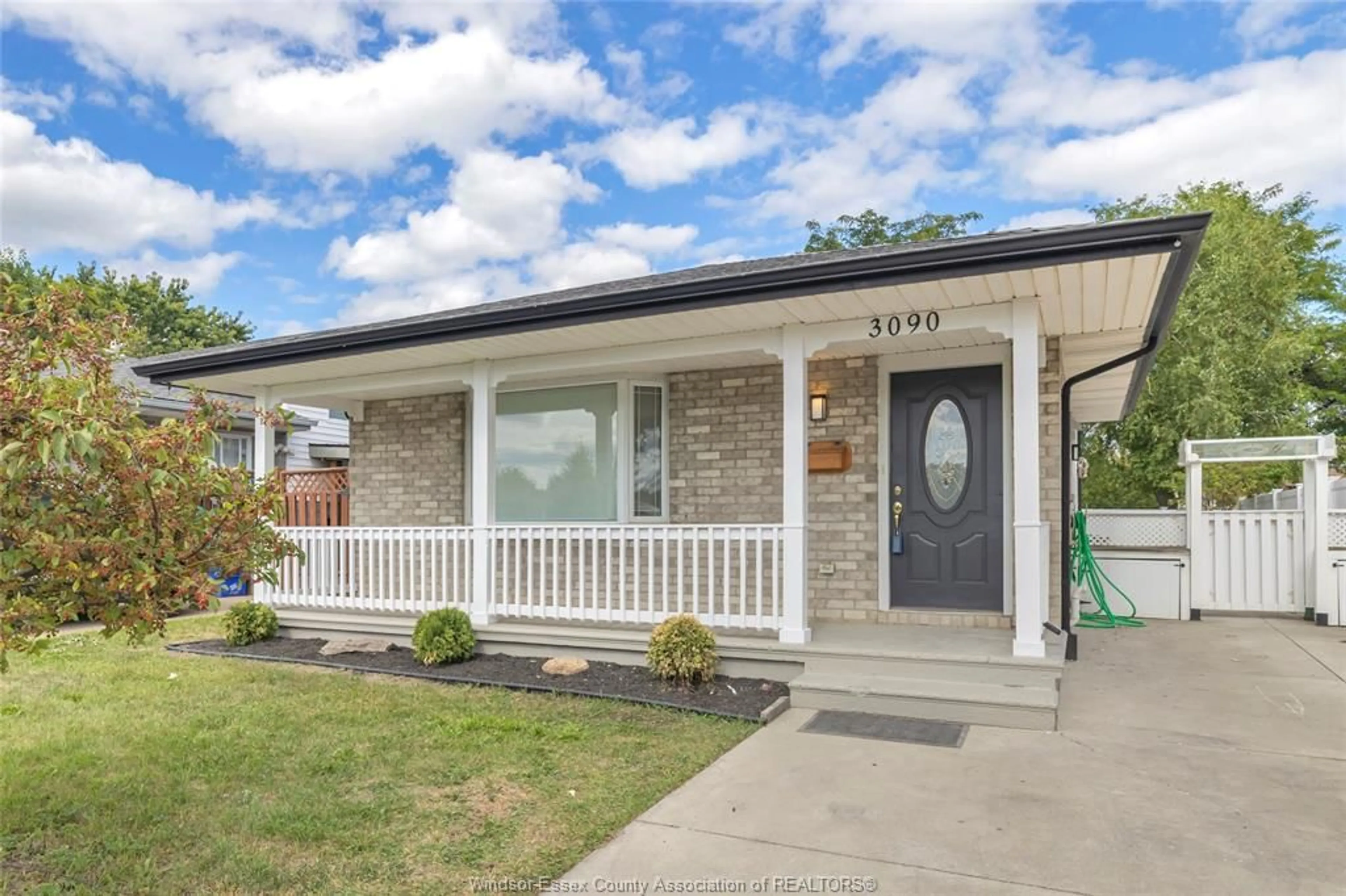 Home with vinyl exterior material, street for 3090 CONSERVATION, Windsor Ontario N8W 5B2