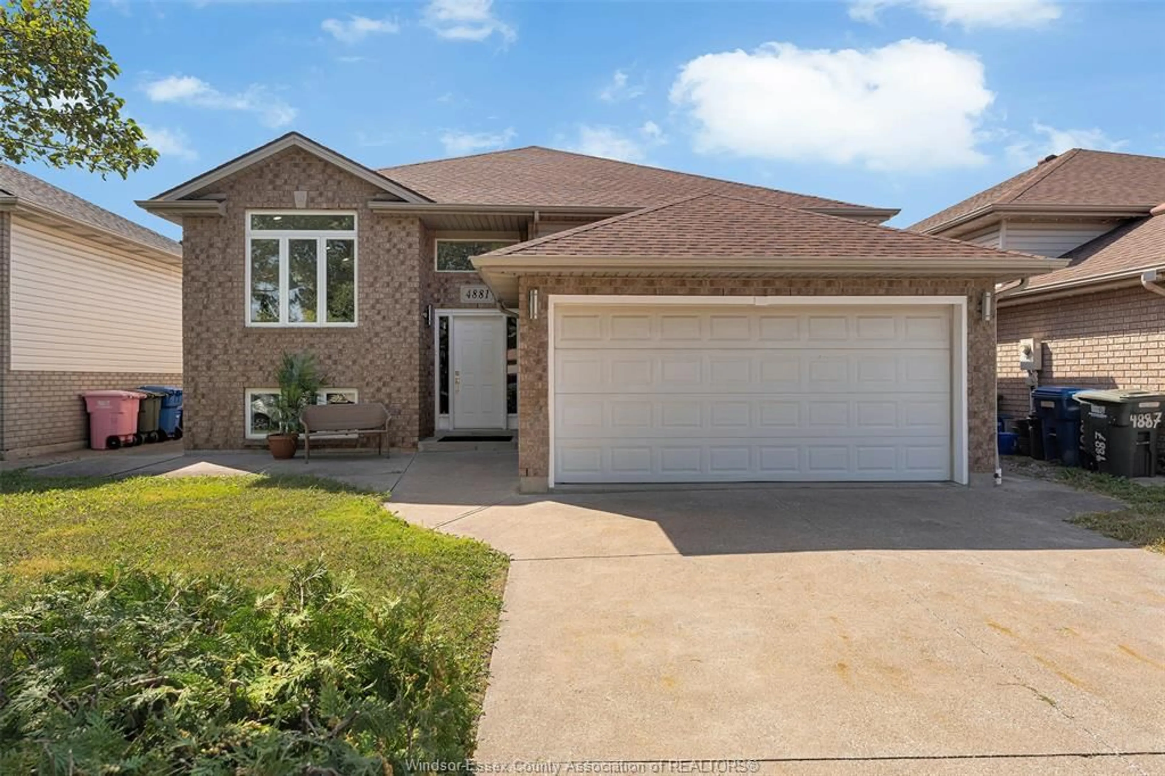 Home with brick exterior material, street for 4881 Juliet Cres, Windsor Ontario N9G 3A6
