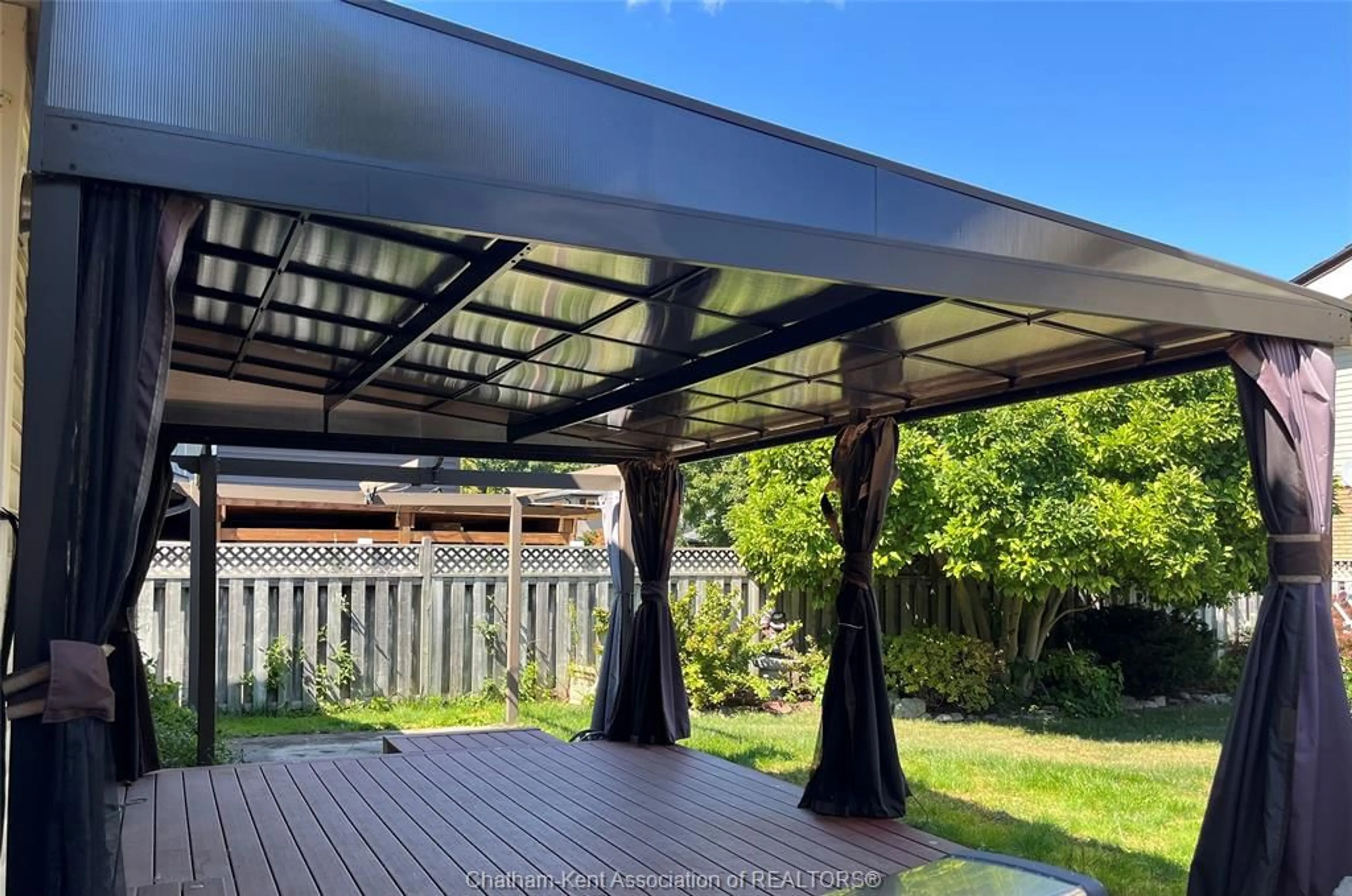 Patio, street for 147 St Michael Ave, Chatham Ontario N7M 6A8