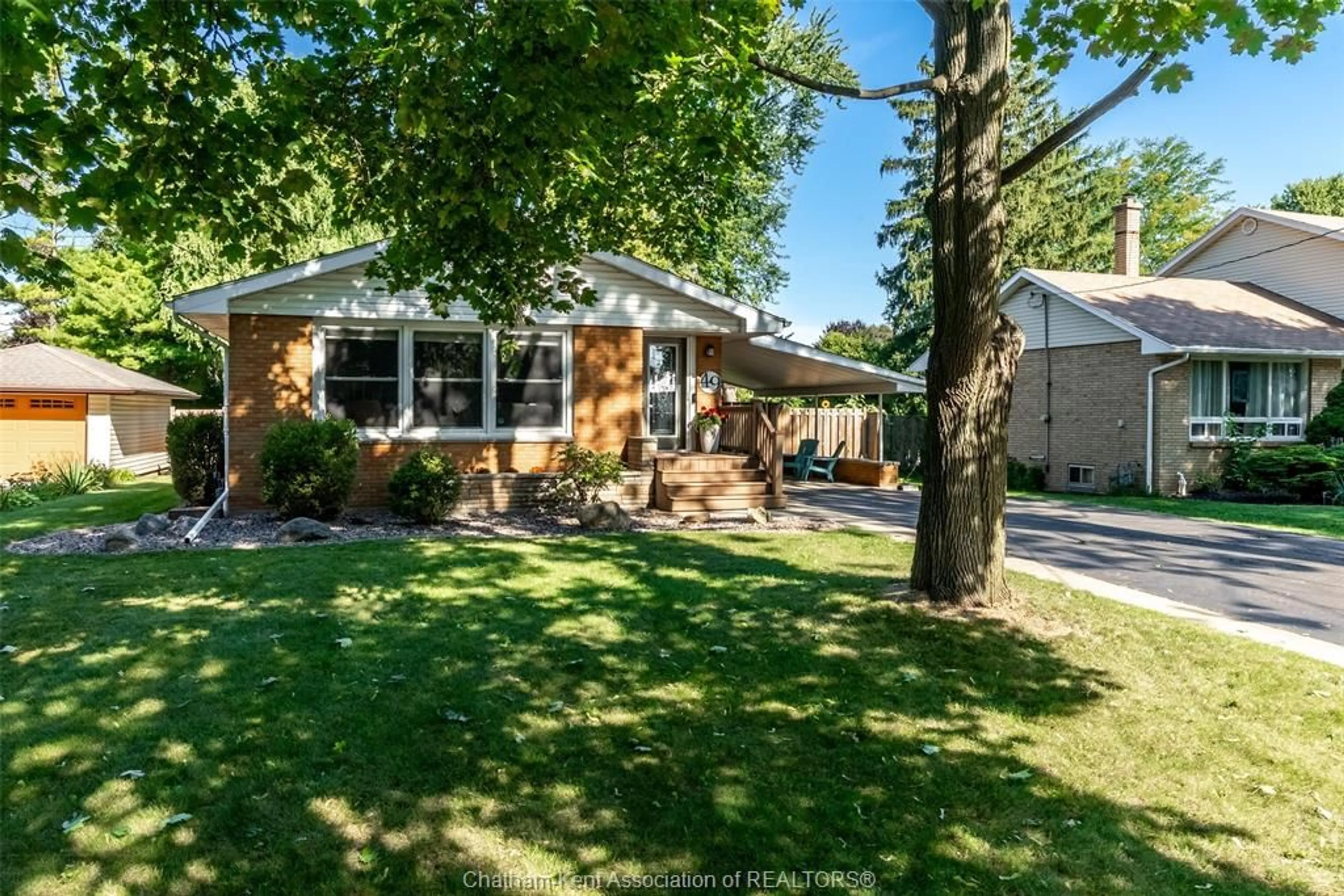 Unknown for 49 Ellis St, Chatham Ontario N7L 2L6