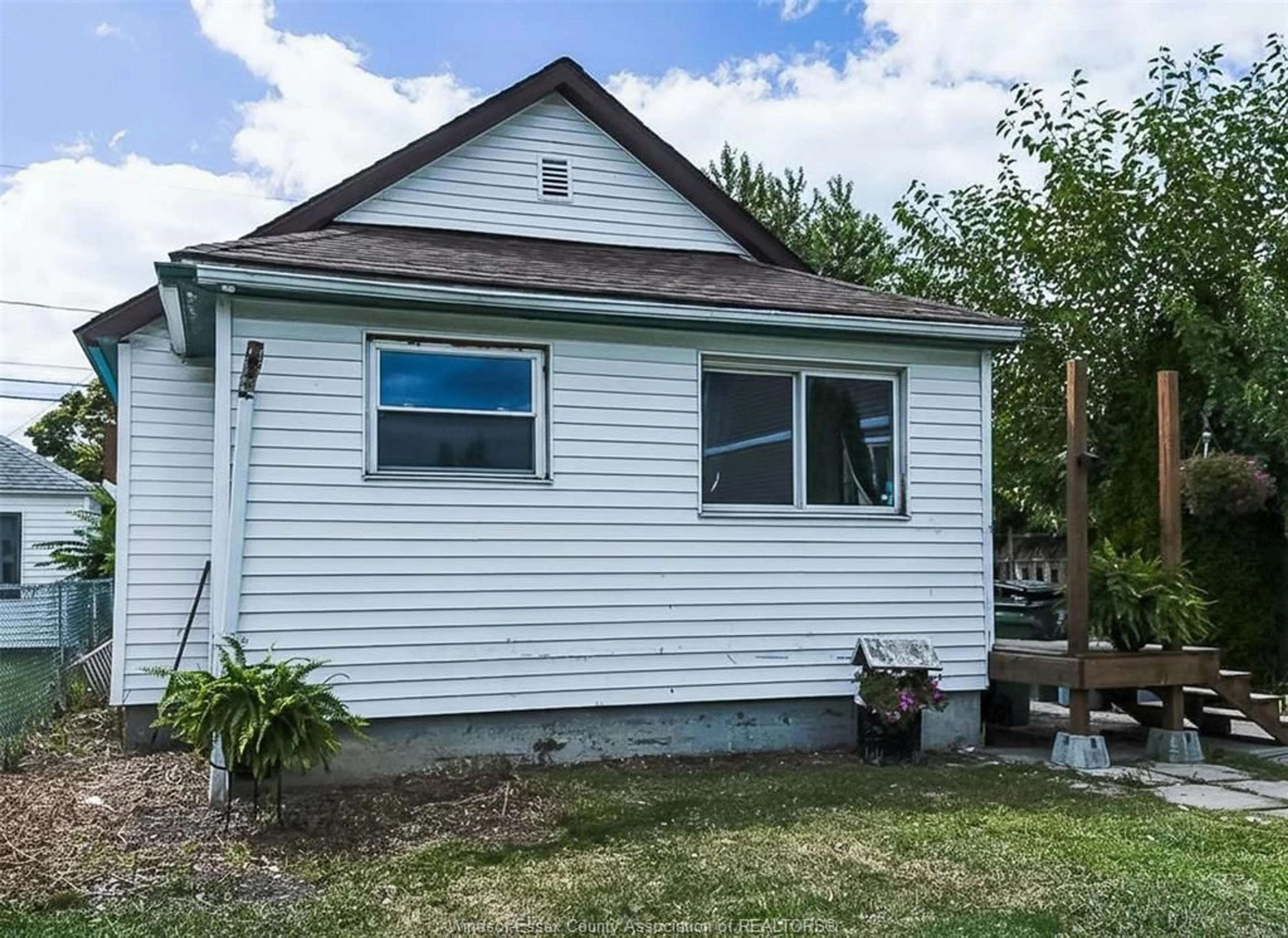 Unknown for 1215 AUBIN Rd, Windsor Ontario N8Y 4E4