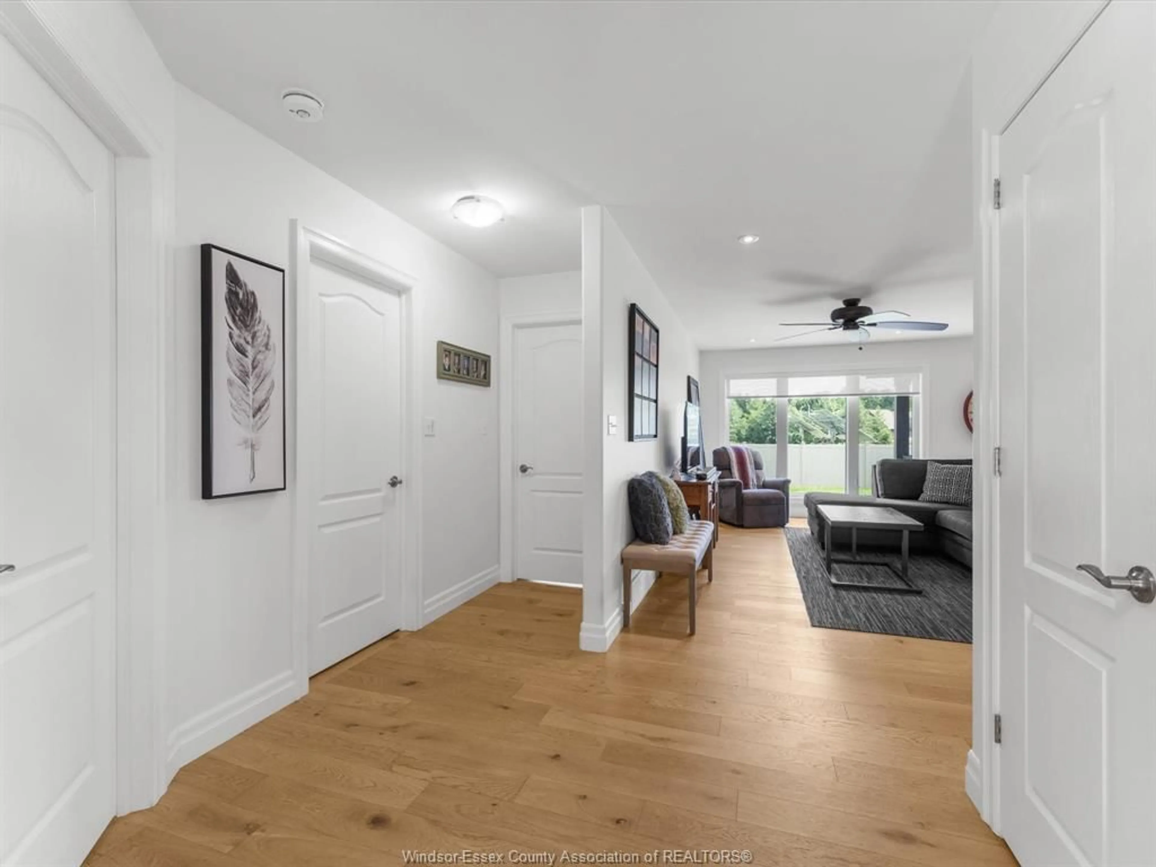 Indoor entryway for 11 JOANEY Lane, Cottam Ontario N0R 1B0