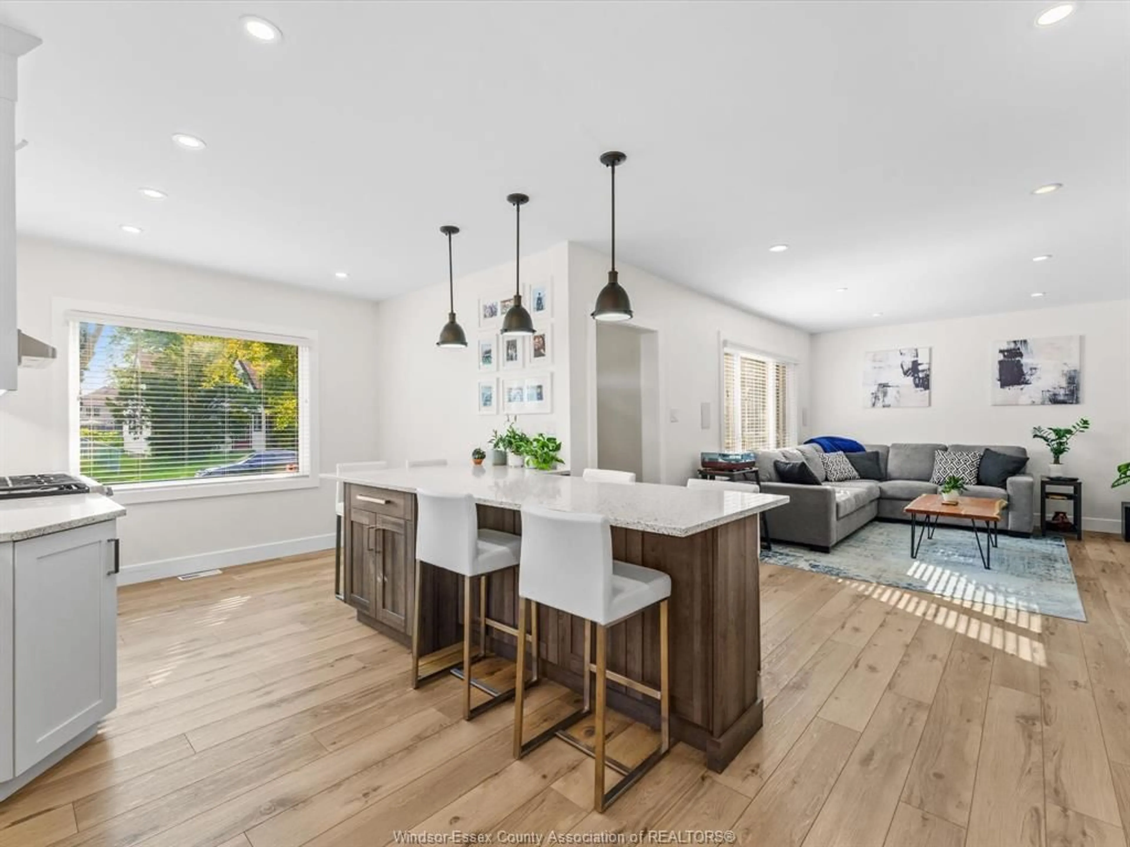 Open concept kitchen, wood/laminate floor for 3265 BYNG Rd, Windsor Ontario N8W 3H1
