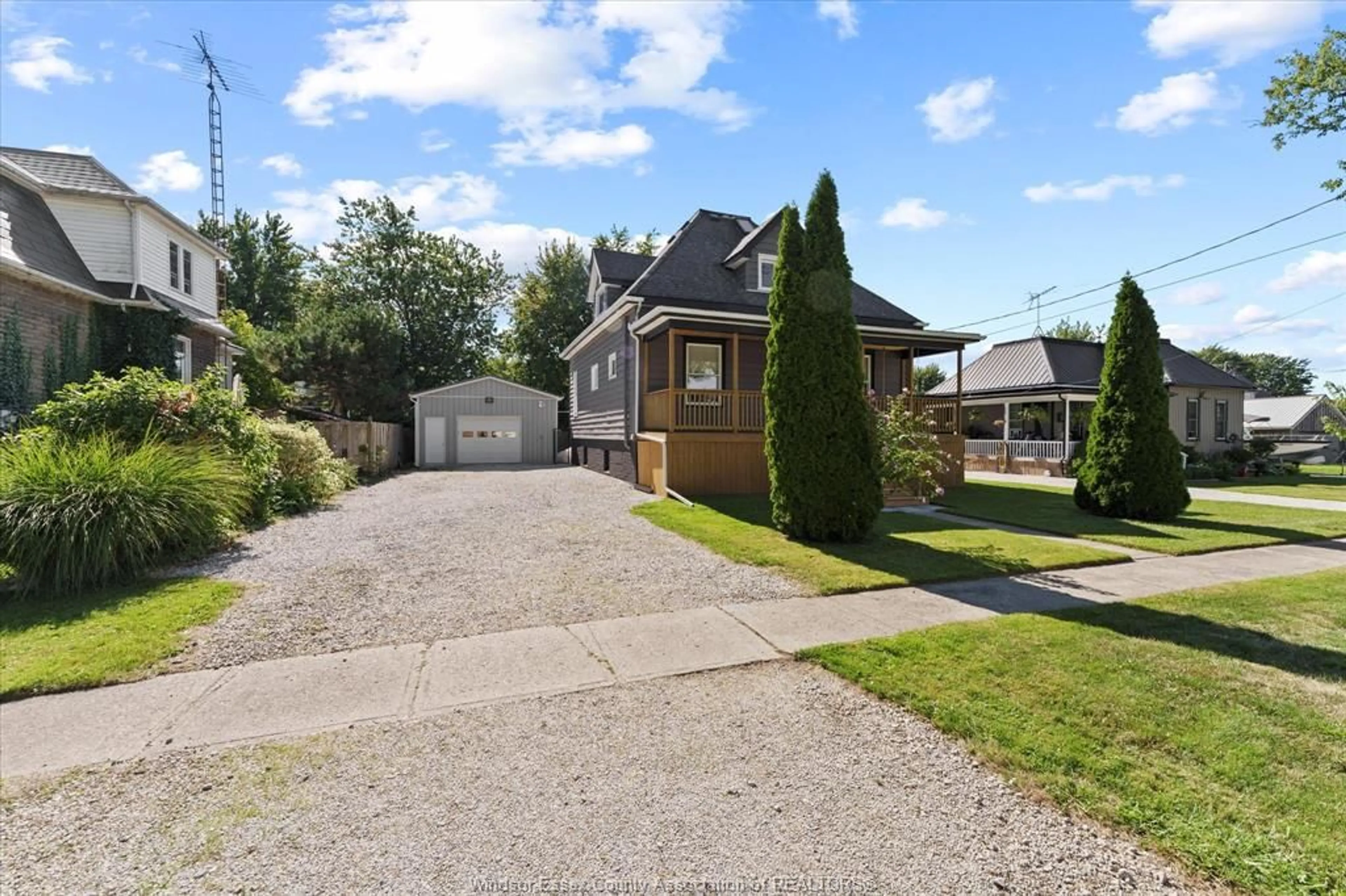 A pic from outside/outdoor area/front of a property/back of a property/a pic from drone, street for 6 Forrest St, Tilbury Ontario N0P 2L0