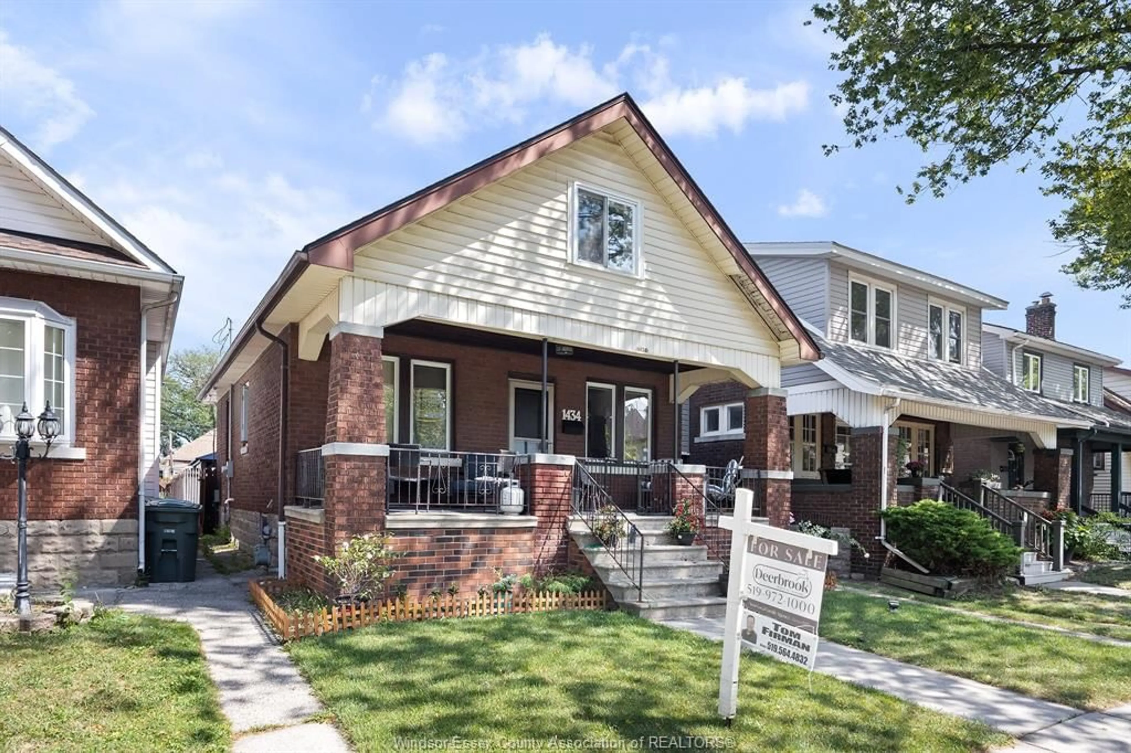 Home with brick exterior material, street for 1434 GLADSTONE, Windsor Ontario N8X 3L8