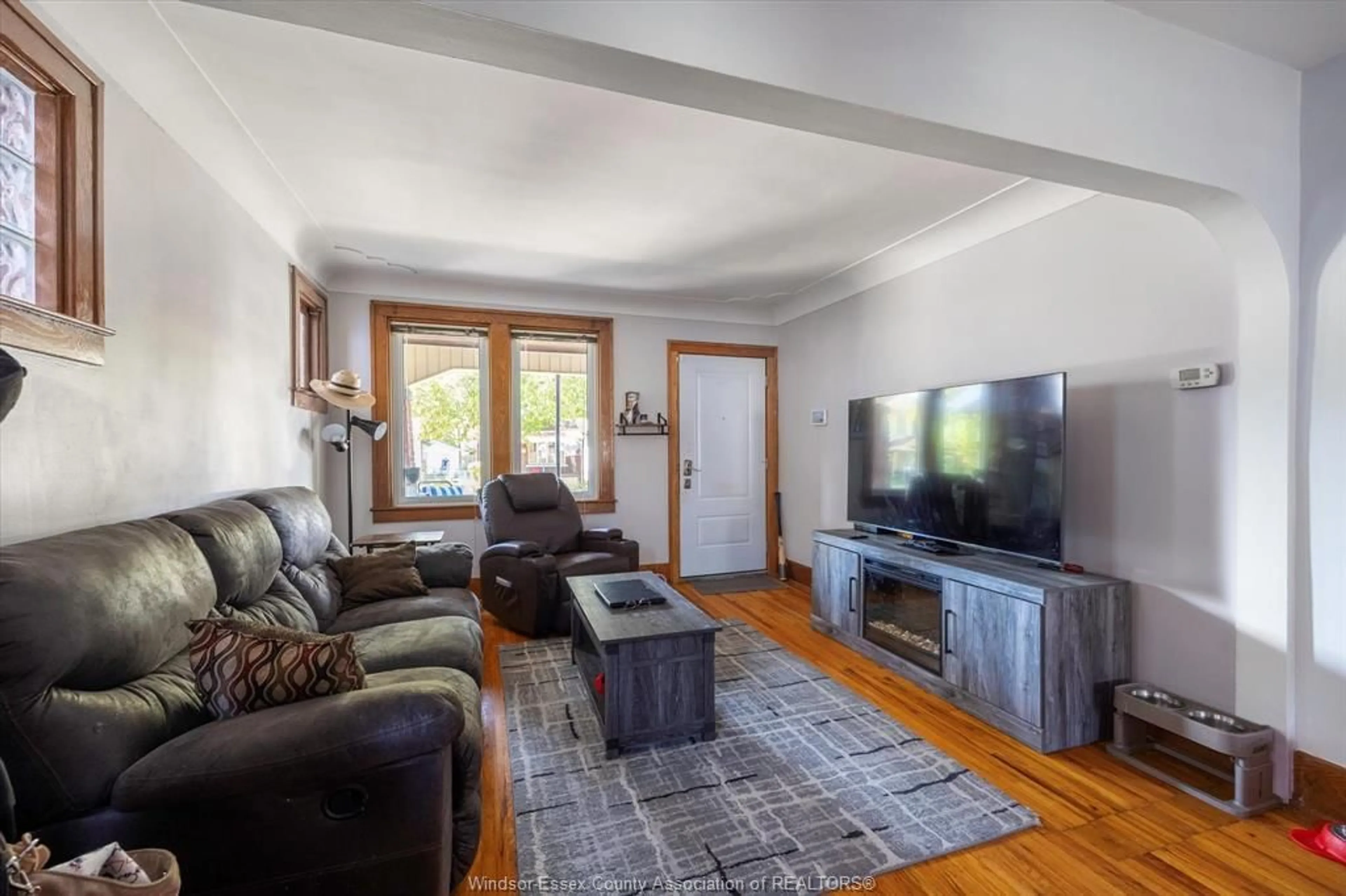 Living room with furniture, unknown for 1434 GLADSTONE, Windsor Ontario N8X 3L8