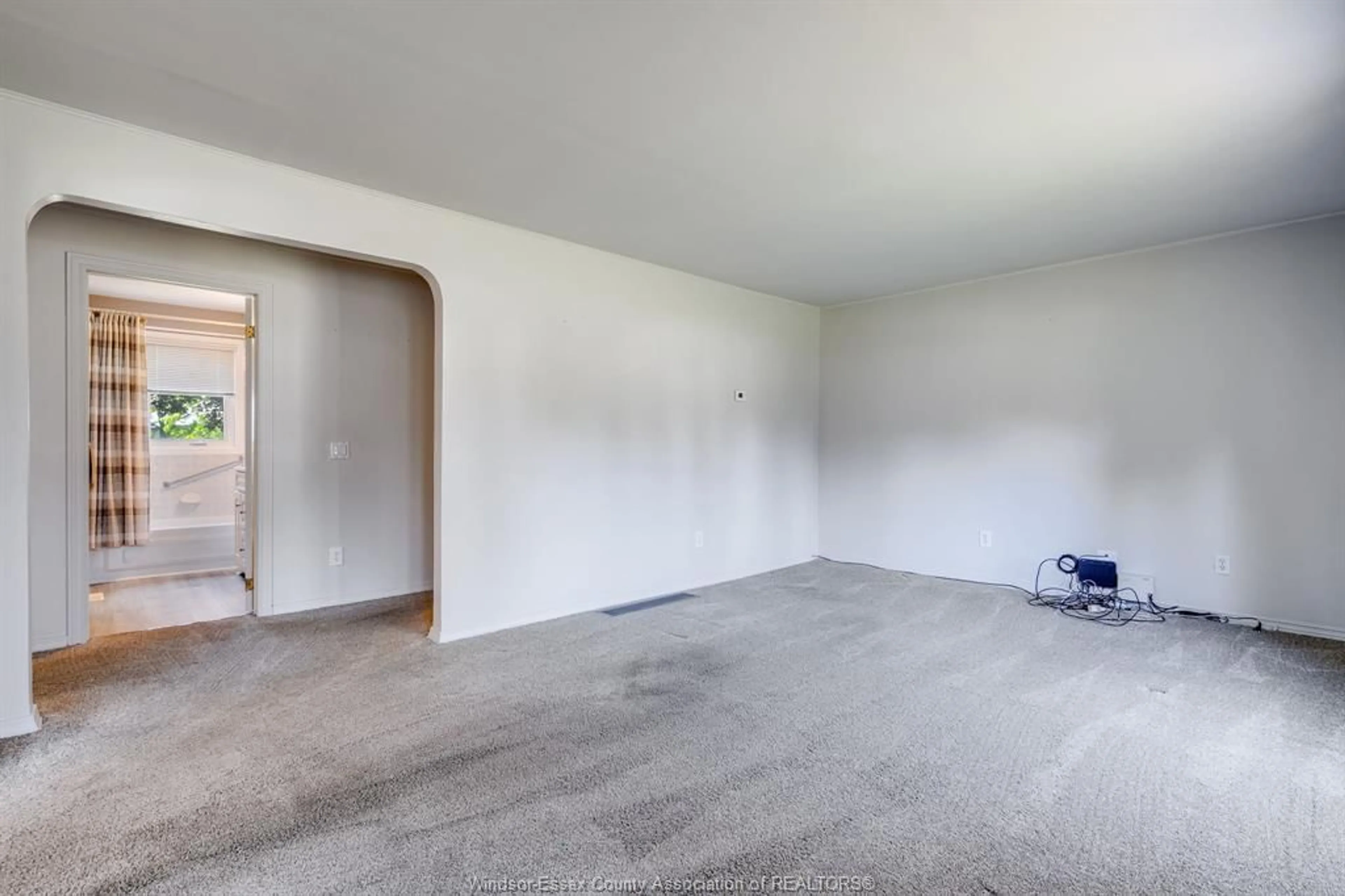 A pic of a room for 379 County Rd 34, Kingsville Ontario N8M 2X5