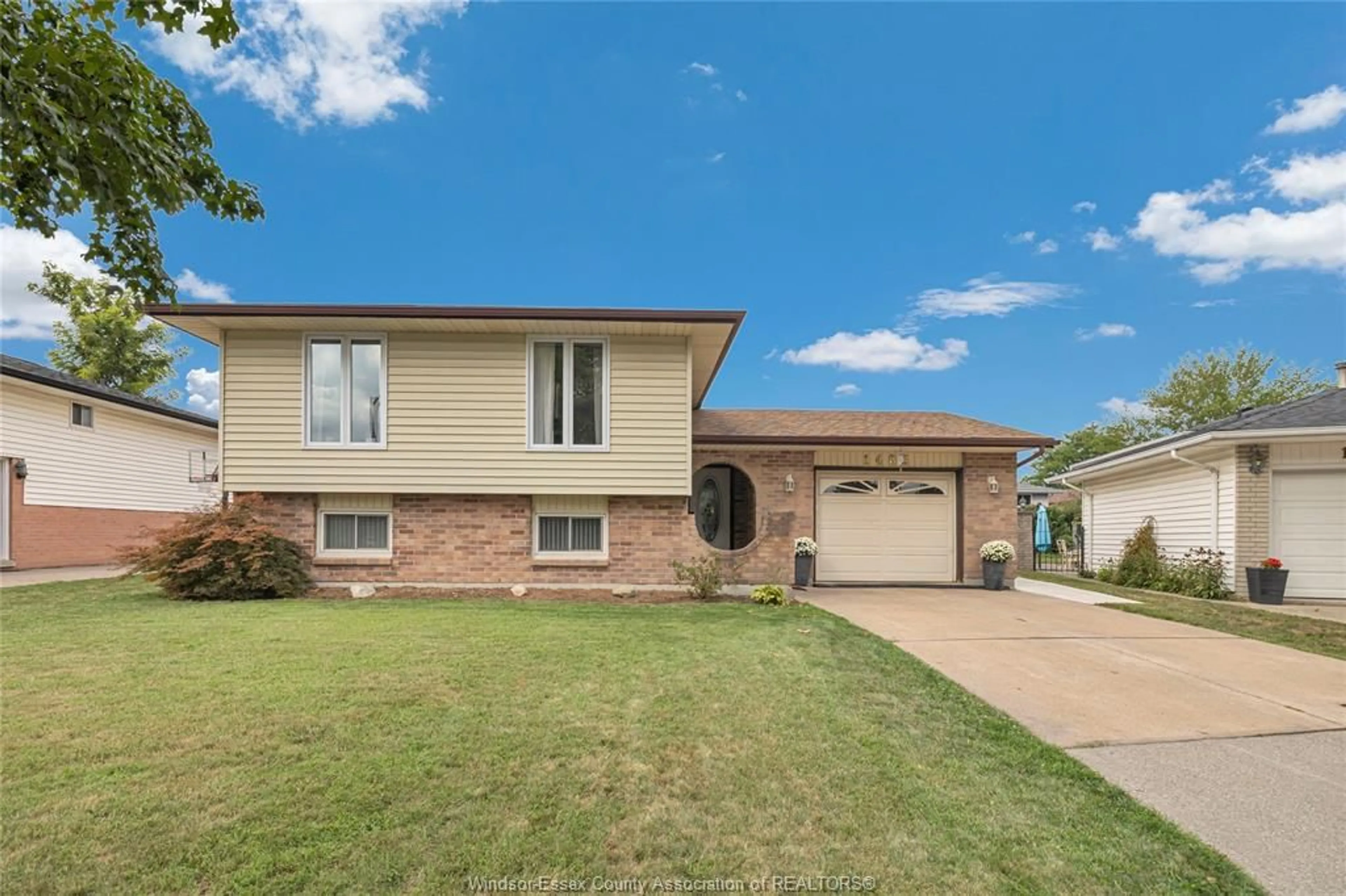 Home with brick exterior material, street for 1485 Azalia, Windsor Ontario N8W 5C4