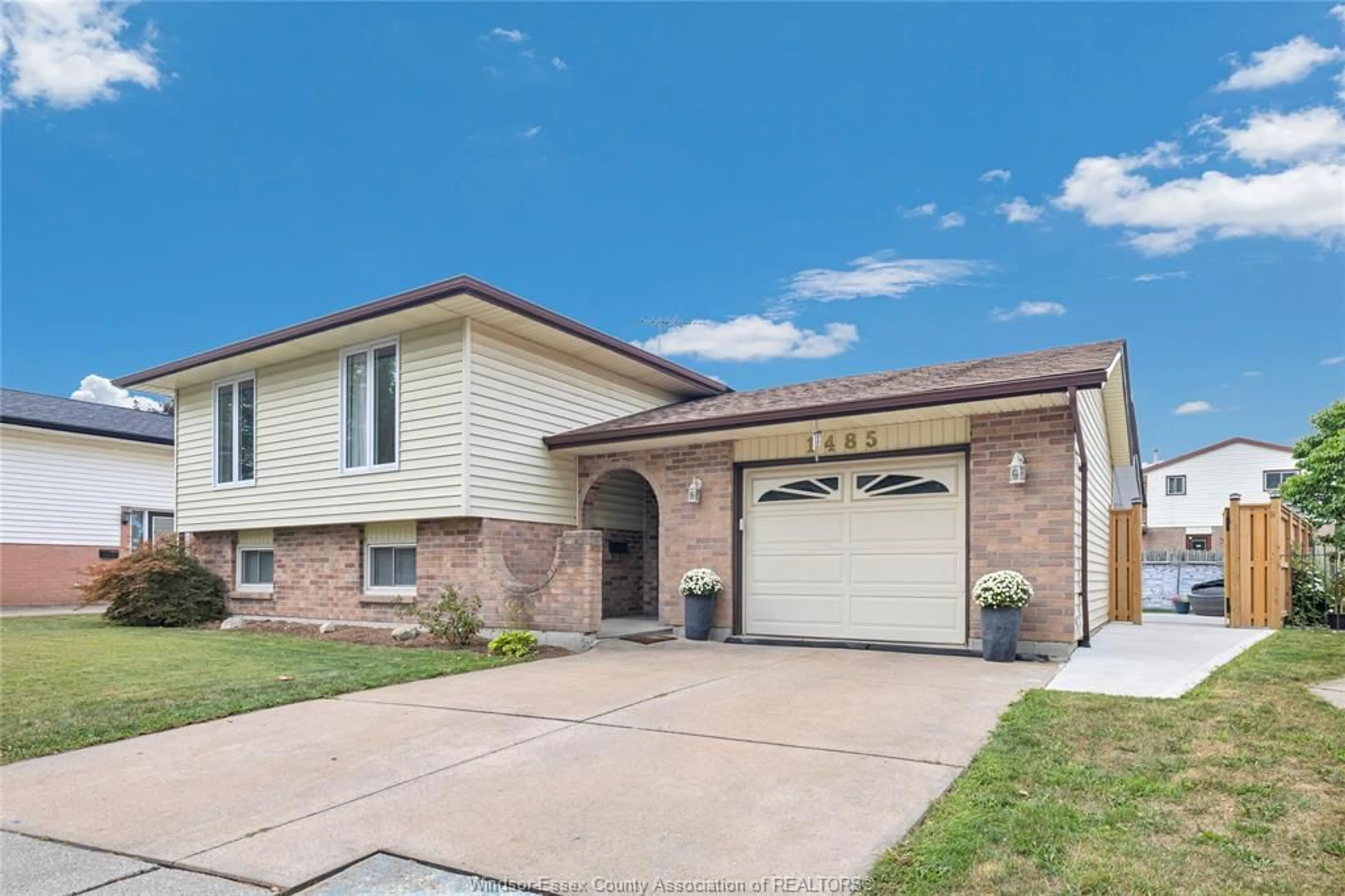 Home with brick exterior material, street for 1485 Azalia, Windsor Ontario N8W 5C4