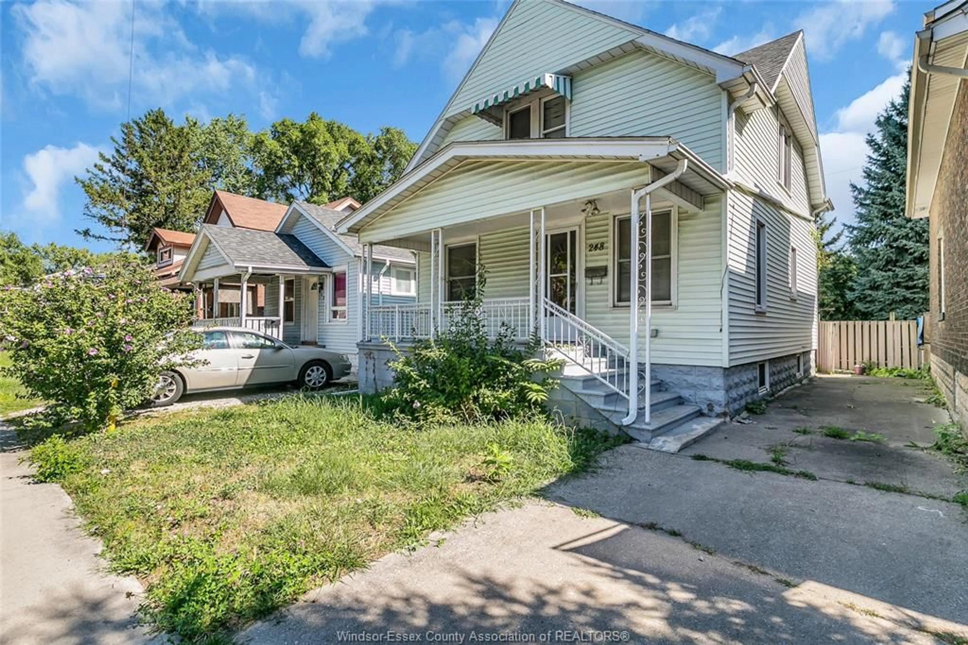 Home with vinyl exterior material, street for 248 JOSEPHINE, Windsor Ontario N9B 2K8