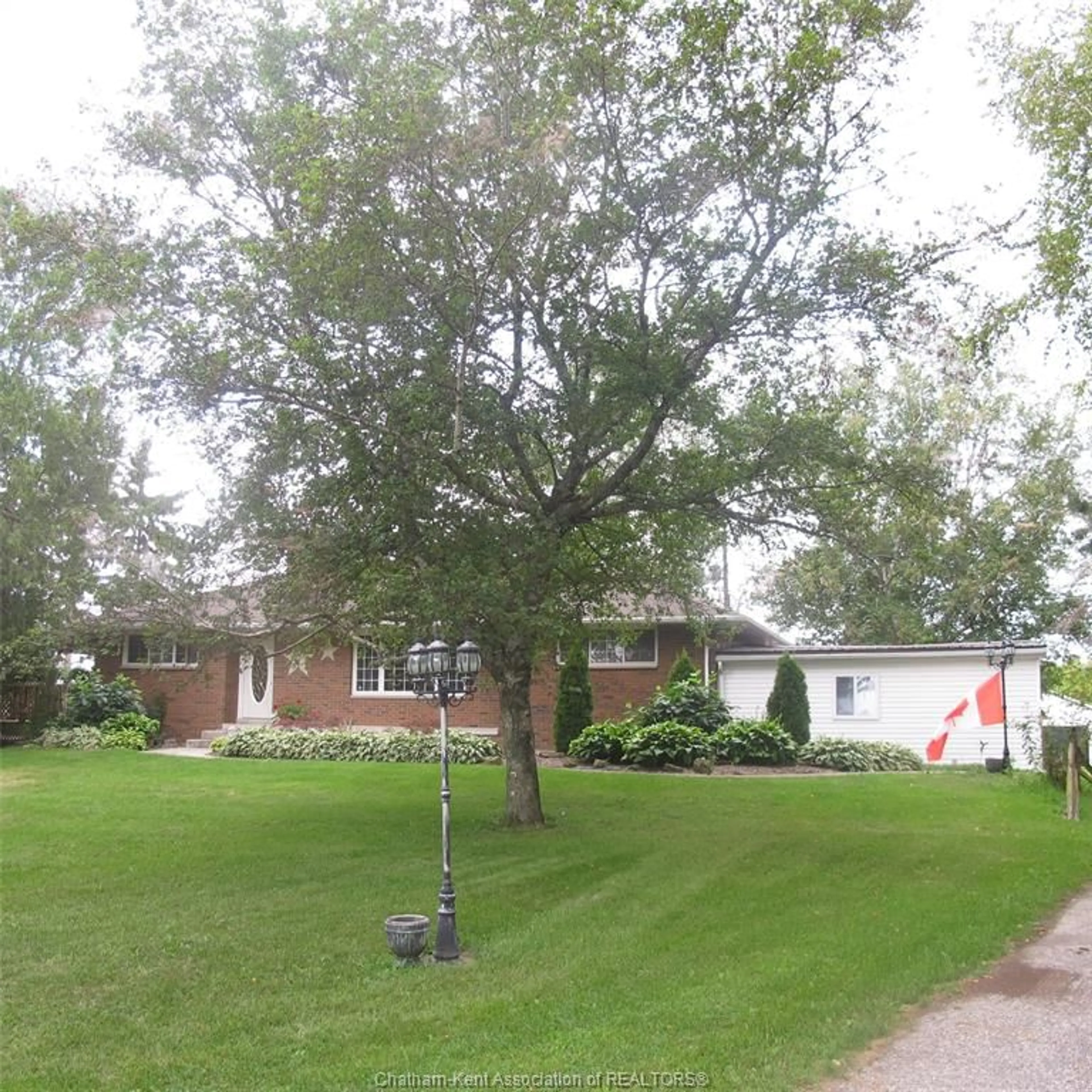 A pic from outside/outdoor area/front of a property/back of a property/a pic from drone, street for 15061 TURIN Line, Highgate Ontario N0P 1C0