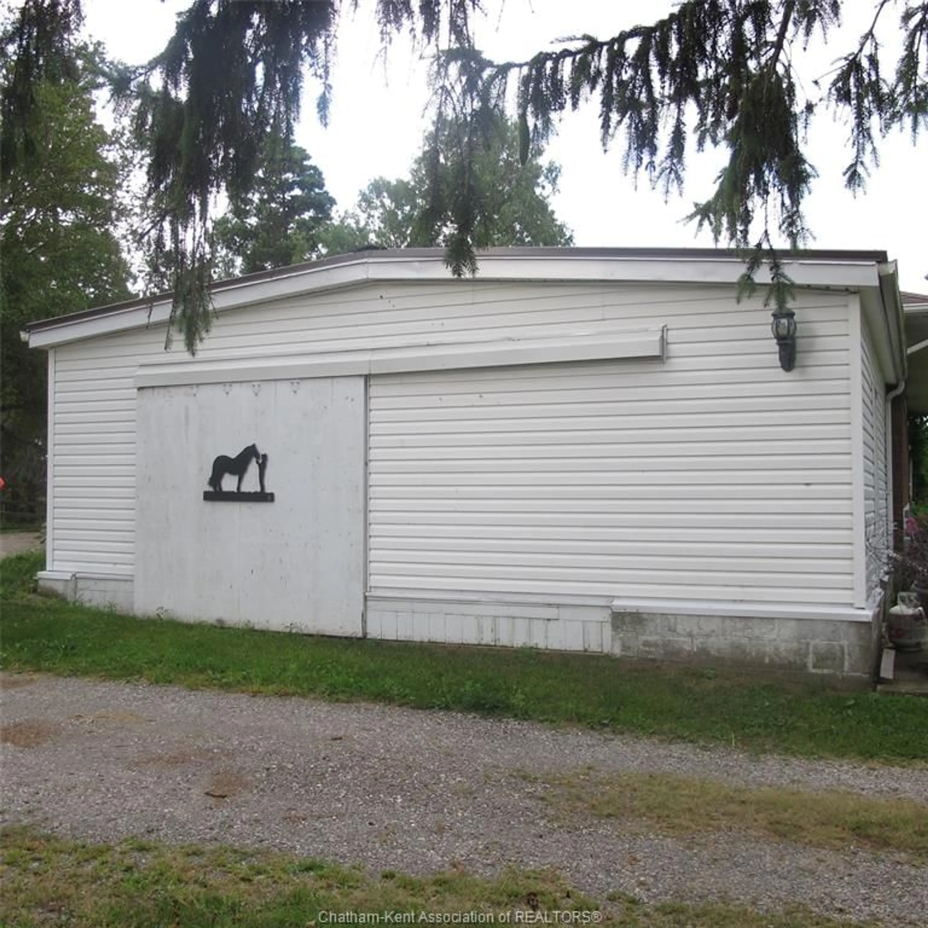 Shed for 15061 TURIN Line, Highgate Ontario N0P 1C0